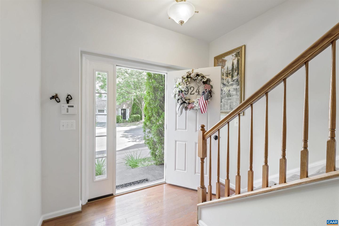 924 RAINIER RD, CHARLOTTESVILLE, Virginia 22903, 4 Bedrooms Bedrooms, ,3 BathroomsBathrooms,Residential,For sale,924 RAINIER RD,667873 MLS # 667873