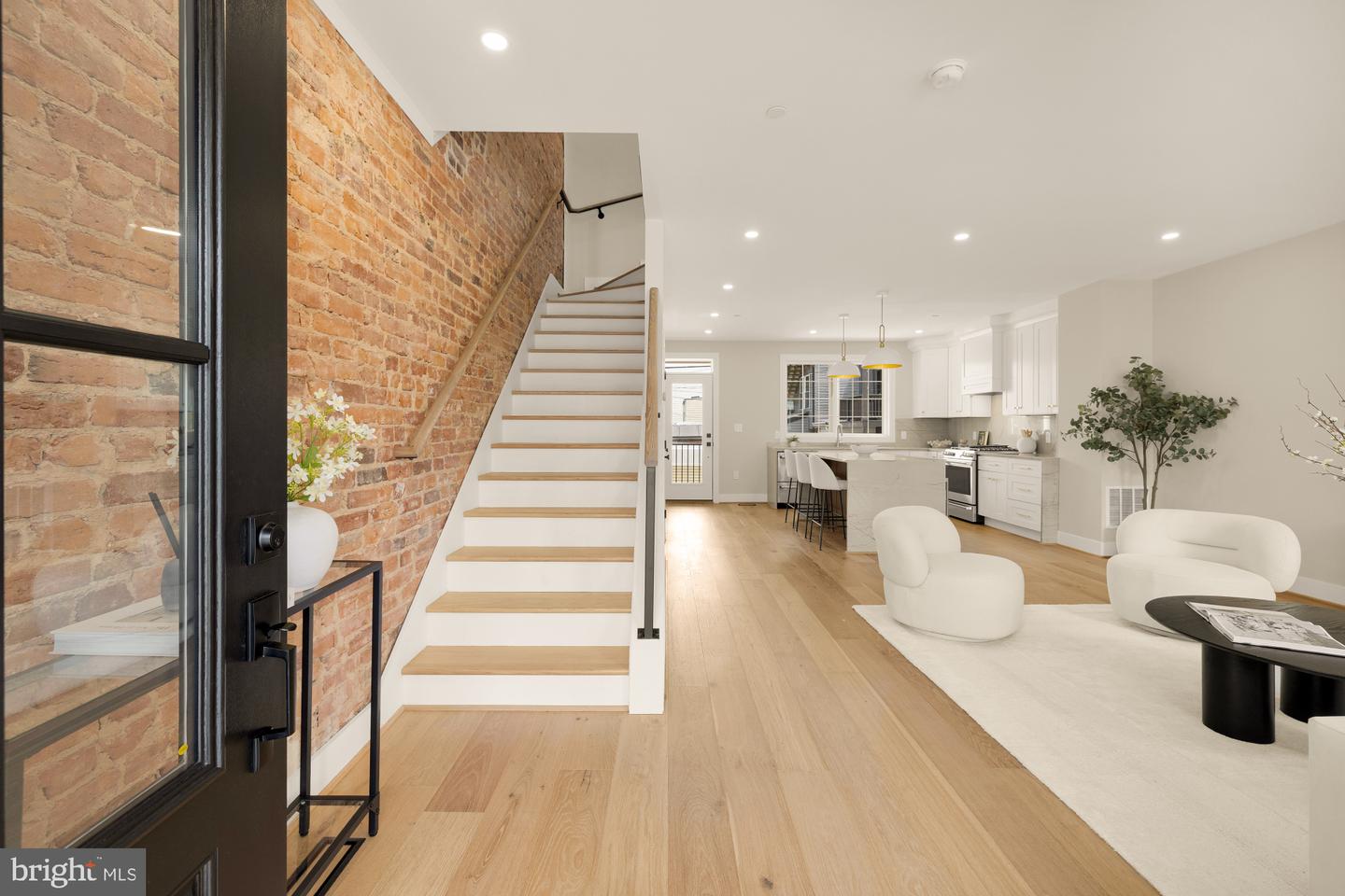 3207 WARDER ST NW, WASHINGTON, District Of Columbia 20010, 4 Bedrooms Bedrooms, ,3 BathroomsBathrooms,Residential,For sale,3207 WARDER ST NW,DCDC2215298 MLS # DCDC2215298