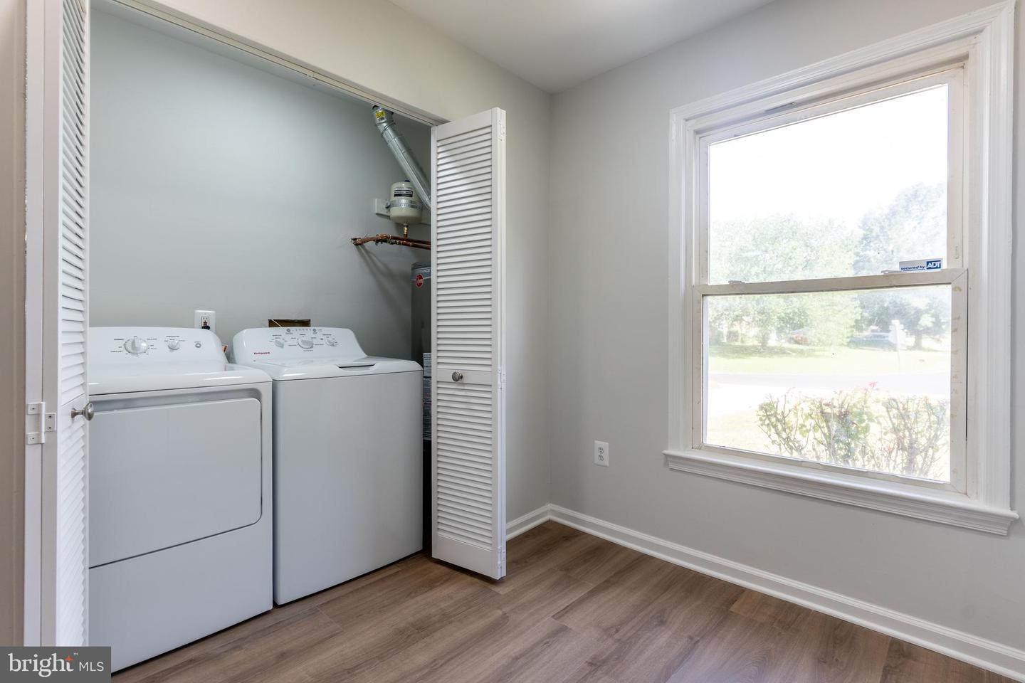 5505 CEDARBROOK DR, FREDERICKSBURG, Virginia 22407, 3 Bedrooms Bedrooms, ,2 BathroomsBathrooms,Residential,For sale,5505 CEDARBROOK DR,VASP2035496 MLS # VASP2035496