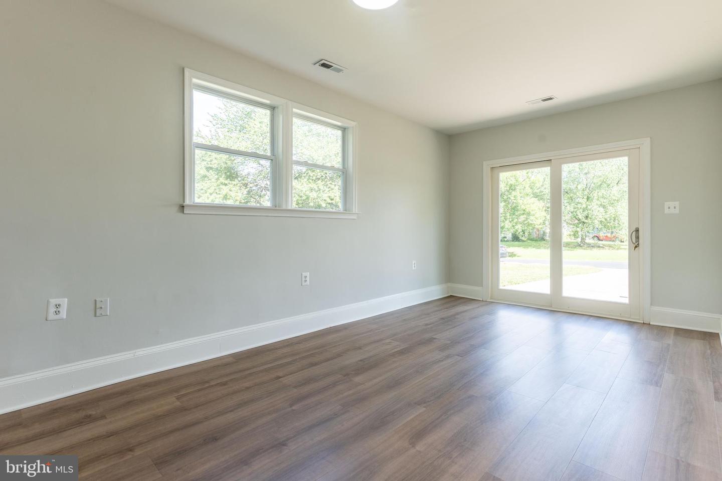 5505 CEDARBROOK DR, FREDERICKSBURG, Virginia 22407, 3 Bedrooms Bedrooms, ,2 BathroomsBathrooms,Residential,For sale,5505 CEDARBROOK DR,VASP2035496 MLS # VASP2035496