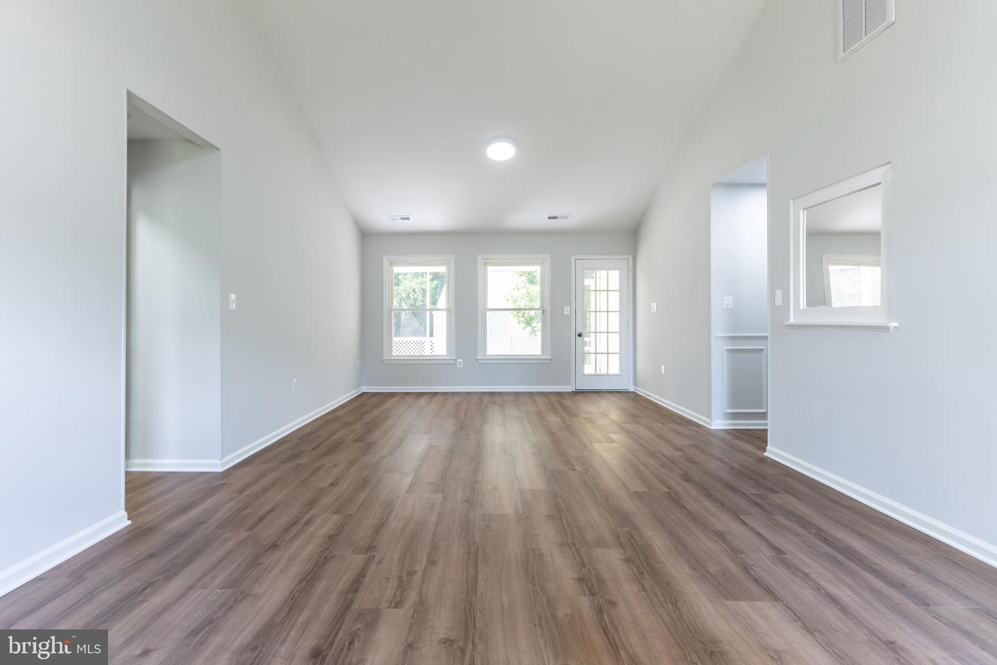 5505 CEDARBROOK DR, FREDERICKSBURG, Virginia 22407, 3 Bedrooms Bedrooms, ,2 BathroomsBathrooms,Residential,For sale,5505 CEDARBROOK DR,VASP2035496 MLS # VASP2035496