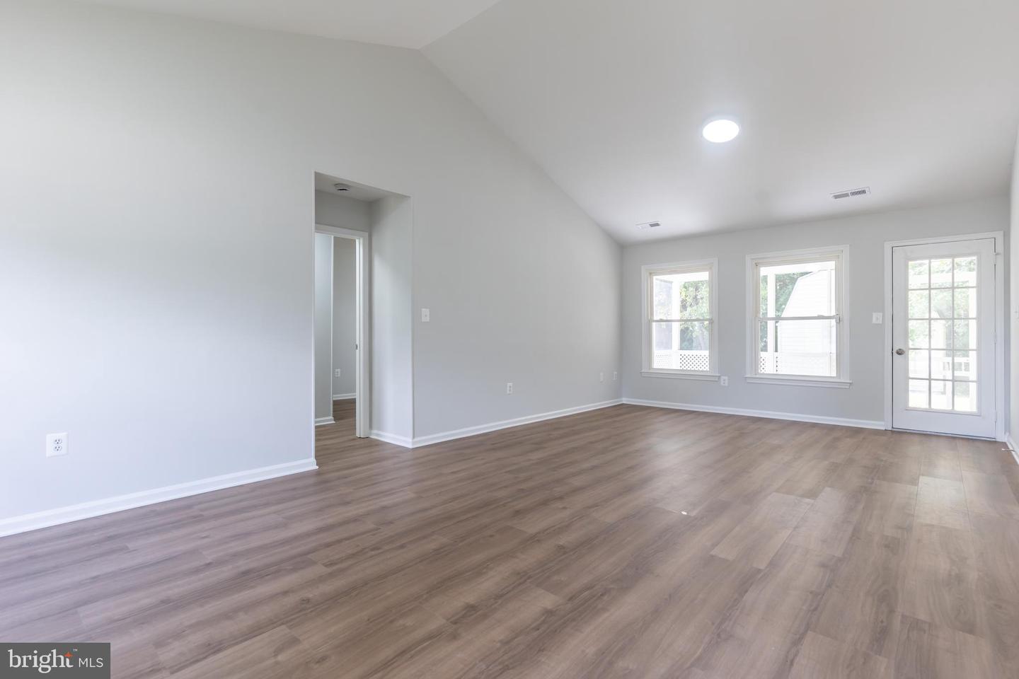 5505 CEDARBROOK DR, FREDERICKSBURG, Virginia 22407, 3 Bedrooms Bedrooms, ,2 BathroomsBathrooms,Residential,For sale,5505 CEDARBROOK DR,VASP2035496 MLS # VASP2035496