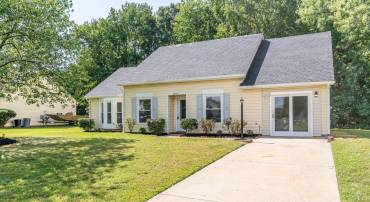 5505 CEDARBROOK DR, FREDERICKSBURG, Virginia 22407, 3 Bedrooms Bedrooms, ,2 BathroomsBathrooms,Residential,For sale,5505 CEDARBROOK DR,VASP2035496 MLS # VASP2035496