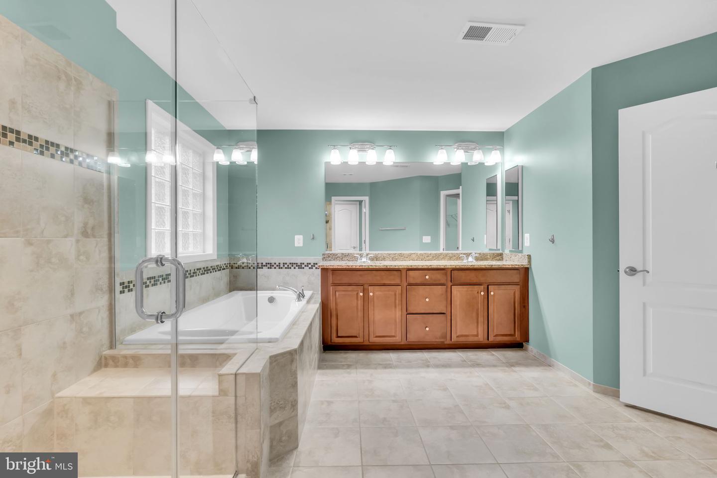 40578 SCULPIN CT, ALDIE, Virginia 20105, 7 Bedrooms Bedrooms, ,5 BathroomsBathrooms,Residential,For sale,40578 SCULPIN CT,VALO2104618 MLS # VALO2104618