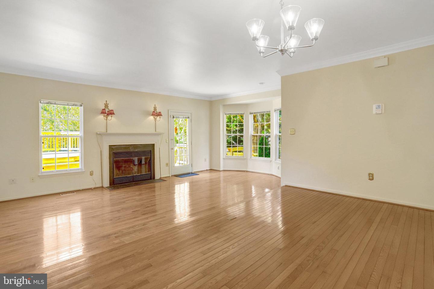 7000 GATTON SQ, ALEXANDRIA, Virginia 22315, 4 Bedrooms Bedrooms, ,3 BathroomsBathrooms,Residential,For sale,7000 GATTON SQ,VAFX2261484 MLS # VAFX2261484