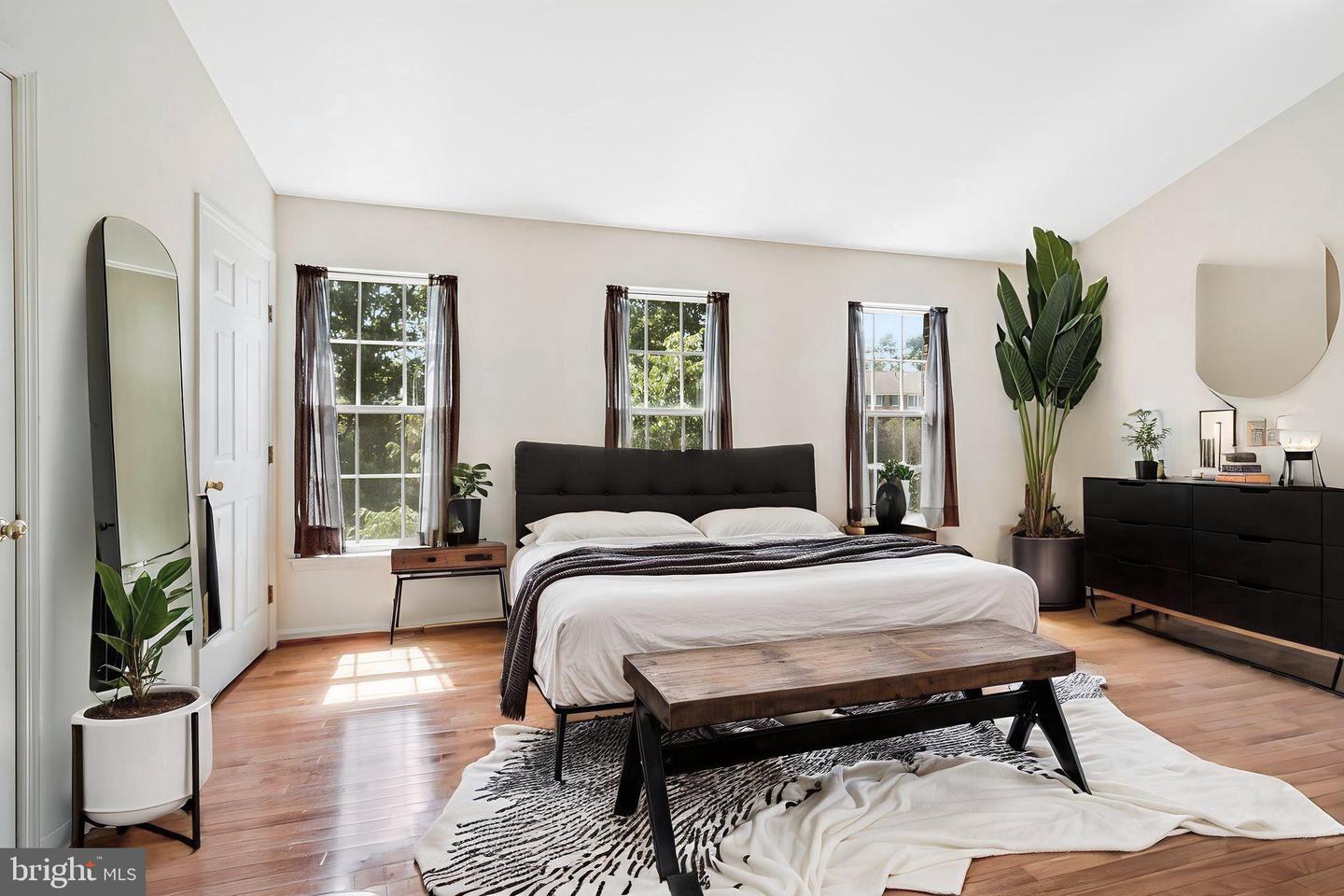 7000 GATTON SQ, ALEXANDRIA, Virginia 22315, 4 Bedrooms Bedrooms, ,3 BathroomsBathrooms,Residential,For sale,7000 GATTON SQ,VAFX2261484 MLS # VAFX2261484