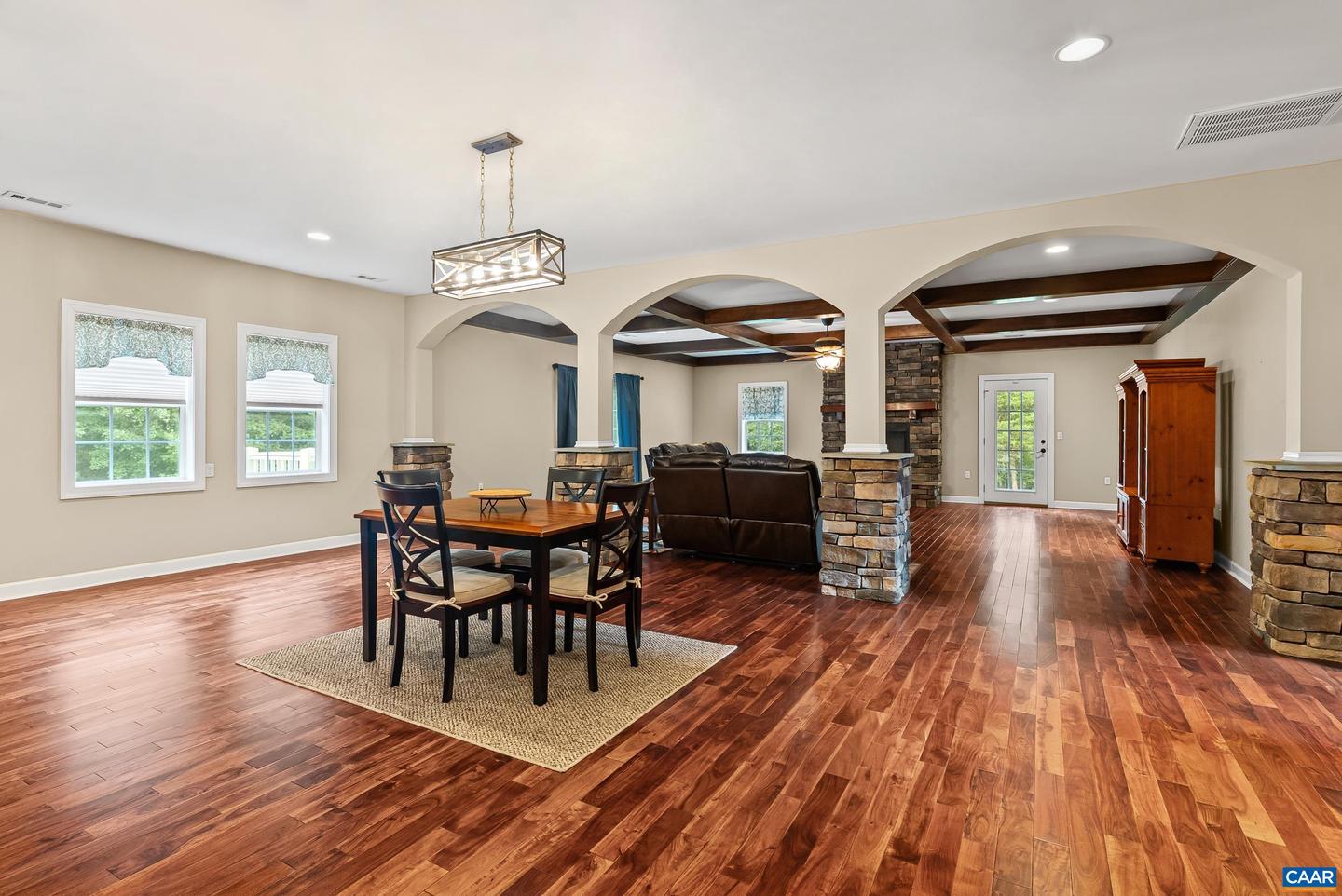 175 TRACIE DR, ALTAVISTA, Virginia 24517, 3 Bedrooms Bedrooms, ,3 BathroomsBathrooms,Residential,For sale,175 TRACIE DR,667882 MLS # 667882