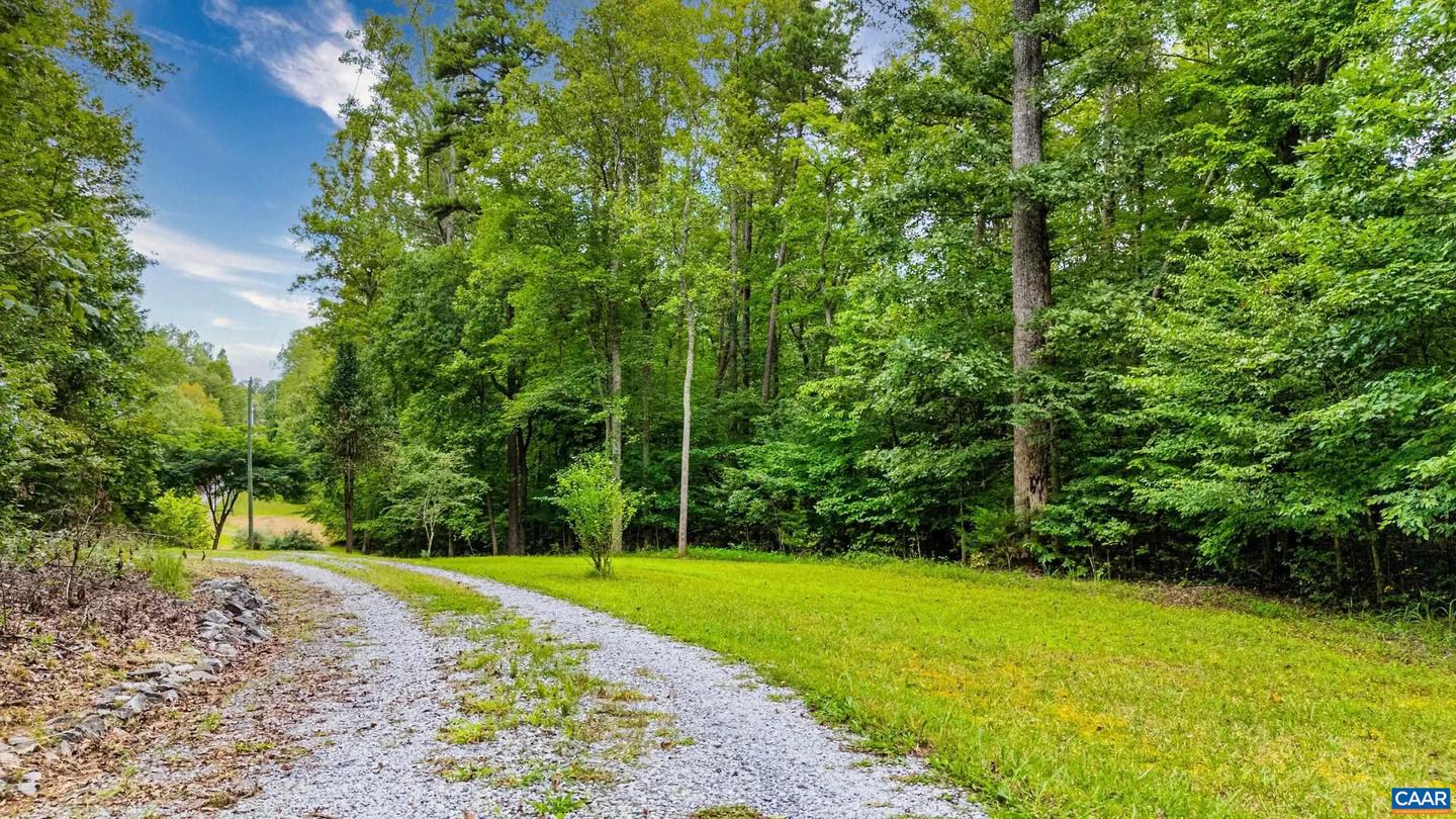 175 TRACIE DR, ALTAVISTA, Virginia 24517, 3 Bedrooms Bedrooms, ,3 BathroomsBathrooms,Residential,For sale,175 TRACIE DR,667882 MLS # 667882