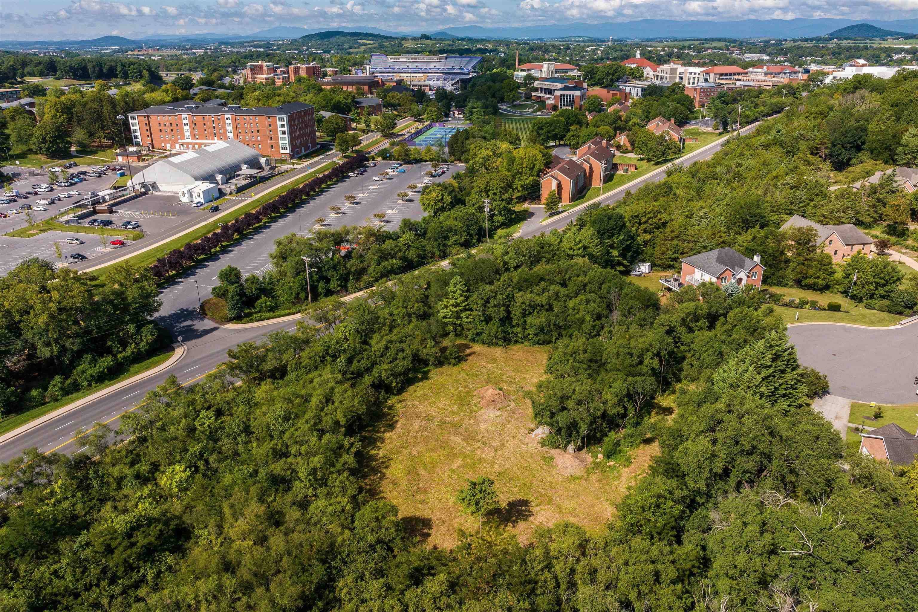 581 MYERS AVE, HARRISONBURG, Virginia 22801, ,Land,581 MYERS AVE,667891 MLS # 667891