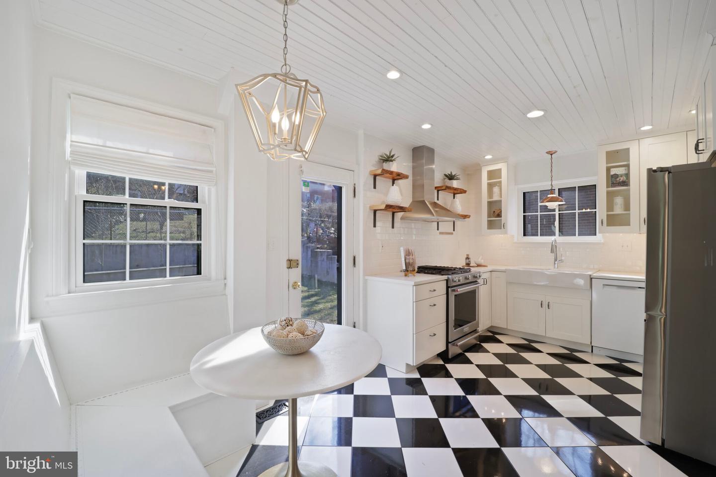 3729 CARPENTER ST SE, WASHINGTON, District Of Columbia 20020, 3 Bedrooms Bedrooms, ,3 BathroomsBathrooms,Residential,For sale,3729 CARPENTER ST SE,DCDC2187566 MLS # DCDC2187566