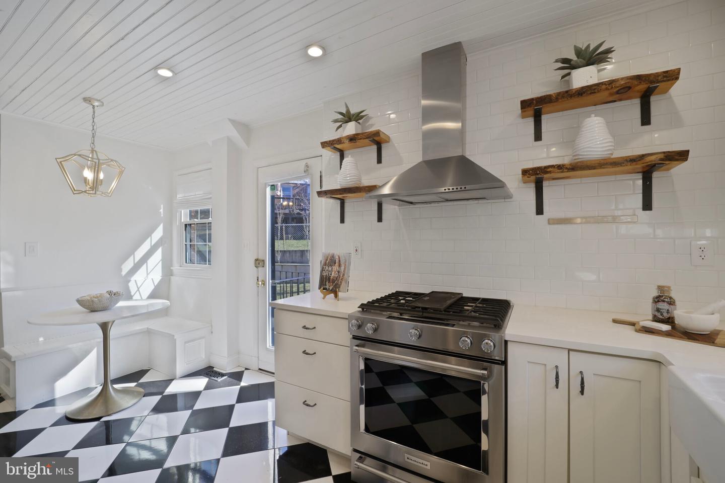 3729 CARPENTER ST SE, WASHINGTON, District Of Columbia 20020, 3 Bedrooms Bedrooms, ,3 BathroomsBathrooms,Residential,For sale,3729 CARPENTER ST SE,DCDC2187566 MLS # DCDC2187566