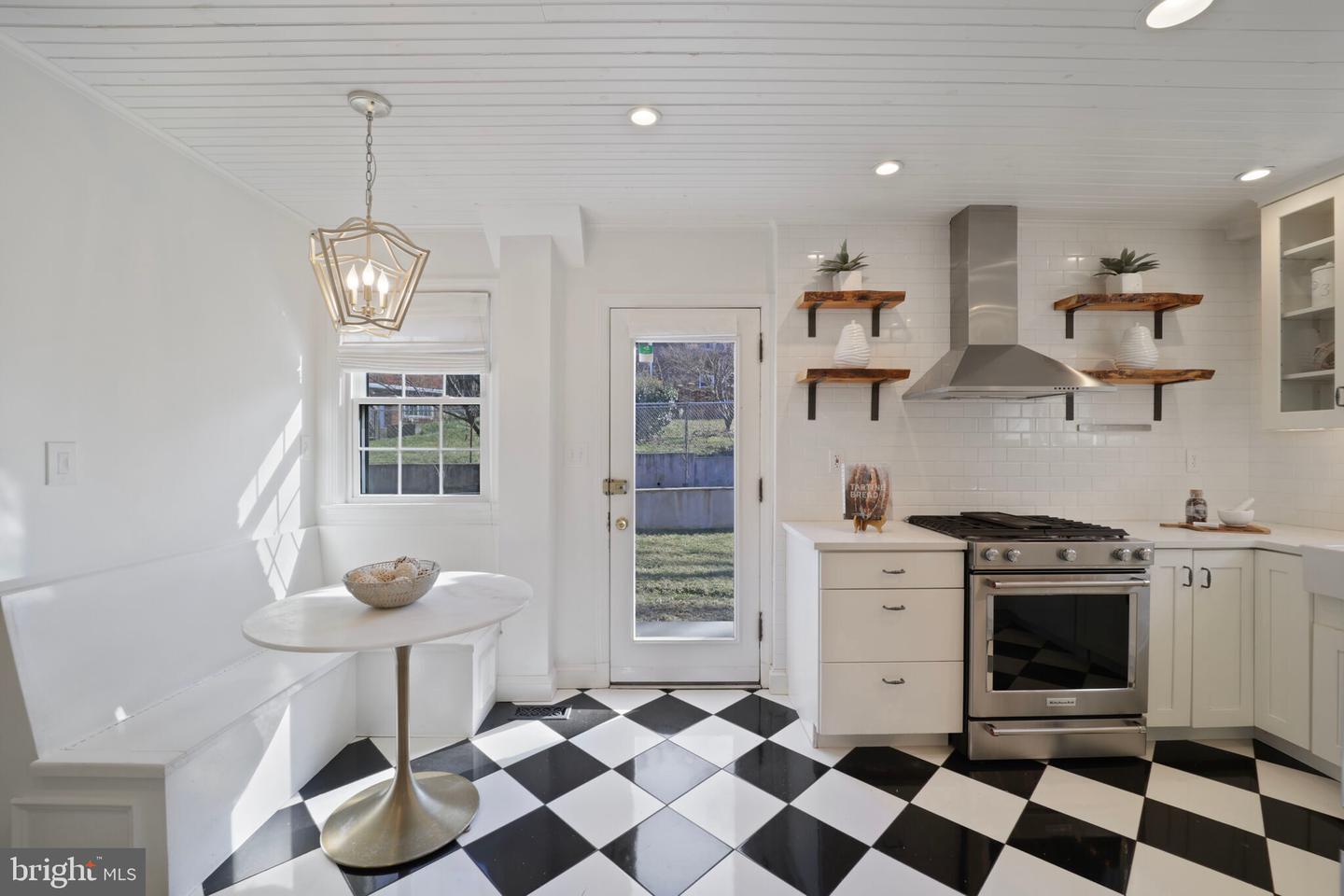 3729 CARPENTER ST SE, WASHINGTON, District Of Columbia 20020, 3 Bedrooms Bedrooms, ,3 BathroomsBathrooms,Residential,For sale,3729 CARPENTER ST SE,DCDC2187566 MLS # DCDC2187566