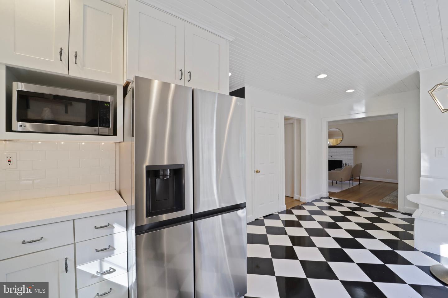 3729 CARPENTER ST SE, WASHINGTON, District Of Columbia 20020, 3 Bedrooms Bedrooms, ,3 BathroomsBathrooms,Residential,For sale,3729 CARPENTER ST SE,DCDC2187566 MLS # DCDC2187566