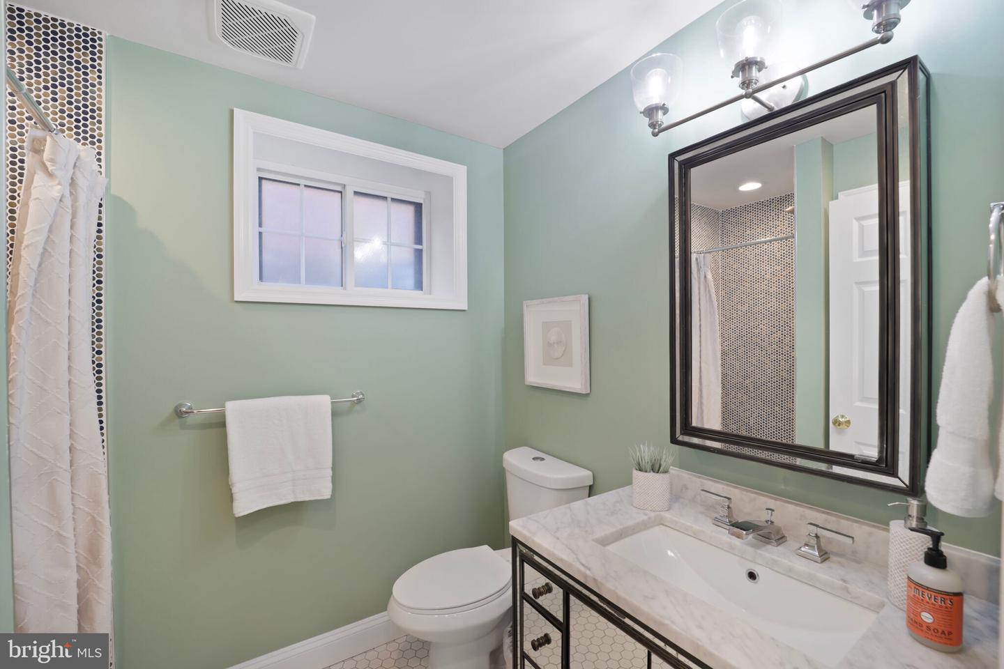 3729 CARPENTER ST SE, WASHINGTON, District Of Columbia 20020, 3 Bedrooms Bedrooms, ,3 BathroomsBathrooms,Residential,For sale,3729 CARPENTER ST SE,DCDC2187566 MLS # DCDC2187566