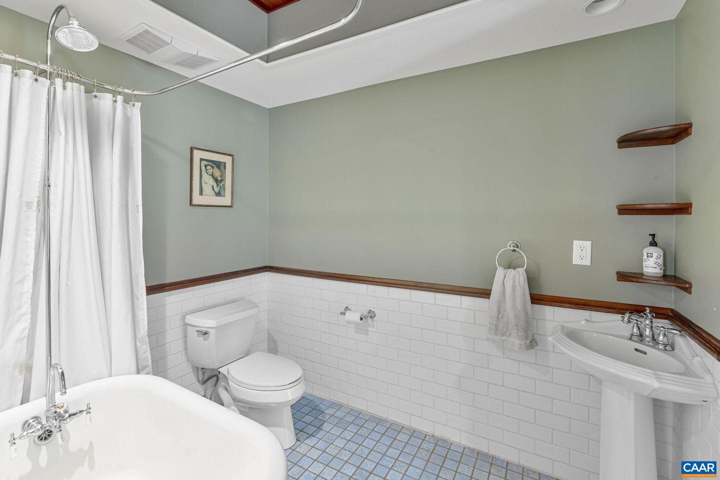 4616 LOVING RD, NORTH GARDEN, Virginia 22959, 4 Bedrooms Bedrooms, ,3 BathroomsBathrooms,Residential,For sale,4616 LOVING RD,663677 MLS # 663677
