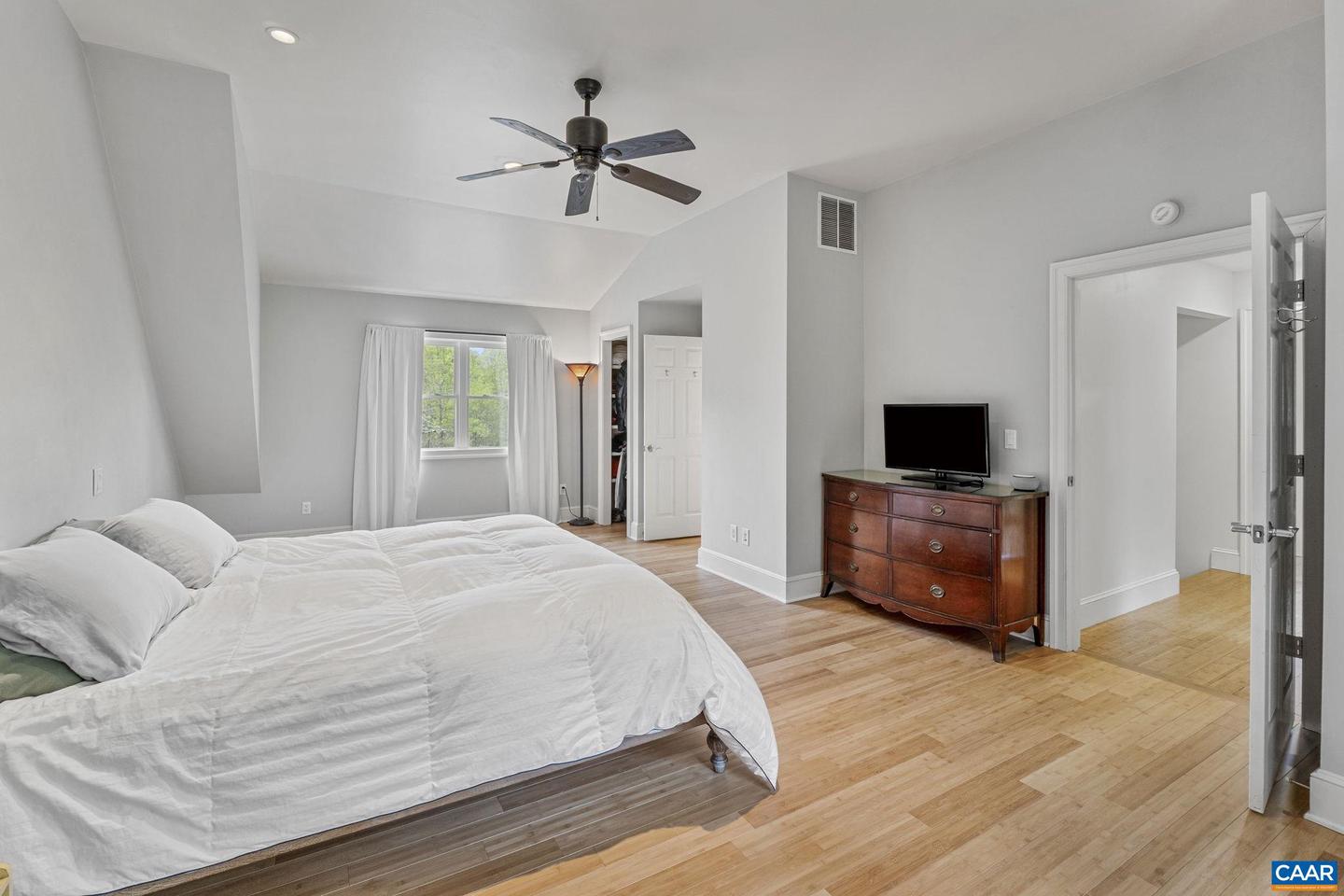 4616 LOVING RD, NORTH GARDEN, Virginia 22959, 4 Bedrooms Bedrooms, ,3 BathroomsBathrooms,Residential,For sale,4616 LOVING RD,663677 MLS # 663677