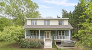4616 LOVING RD, NORTH GARDEN, Virginia 22959, 4 Bedrooms Bedrooms, ,3 BathroomsBathrooms,Residential,For sale,4616 LOVING RD,663677 MLS # 663677