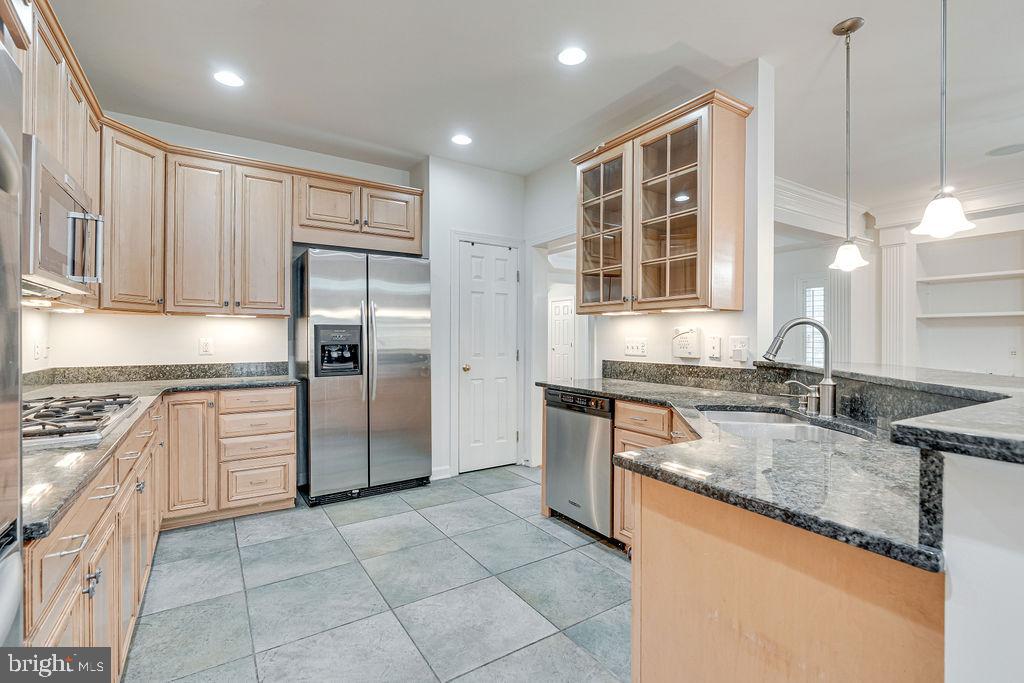 47639 PAULSEN SQ, STERLING, Virginia 20165, 4 Bedrooms Bedrooms, ,4 BathroomsBathrooms,Residential,For sale,47639 PAULSEN SQ,VALO2096688 MLS # VALO2096688