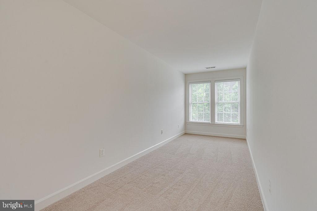 47639 PAULSEN SQ, STERLING, Virginia 20165, 4 Bedrooms Bedrooms, ,4 BathroomsBathrooms,Residential,For sale,47639 PAULSEN SQ,VALO2096688 MLS # VALO2096688