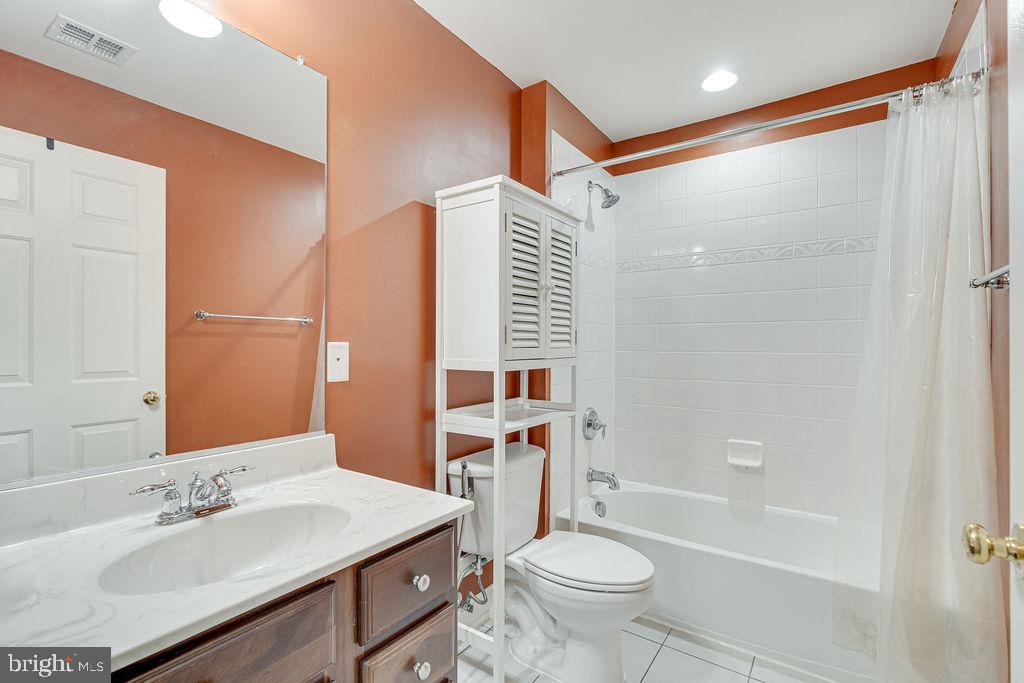 47639 PAULSEN SQ, STERLING, Virginia 20165, 4 Bedrooms Bedrooms, ,4 BathroomsBathrooms,Residential,For sale,47639 PAULSEN SQ,VALO2096688 MLS # VALO2096688