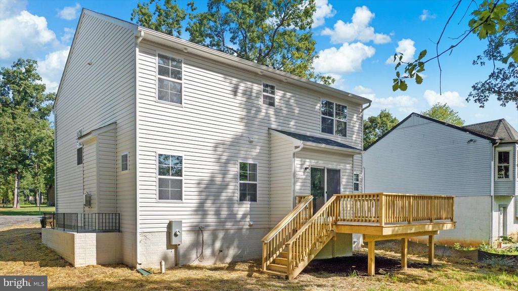 327 YORKTOWN BLVD, LOCUST GROVE, Virginia 22508, 5 Bedrooms Bedrooms, ,2 BathroomsBathrooms,Residential,327 YORKTOWN BLVD,VAOR2010504 MLS # VAOR2010504