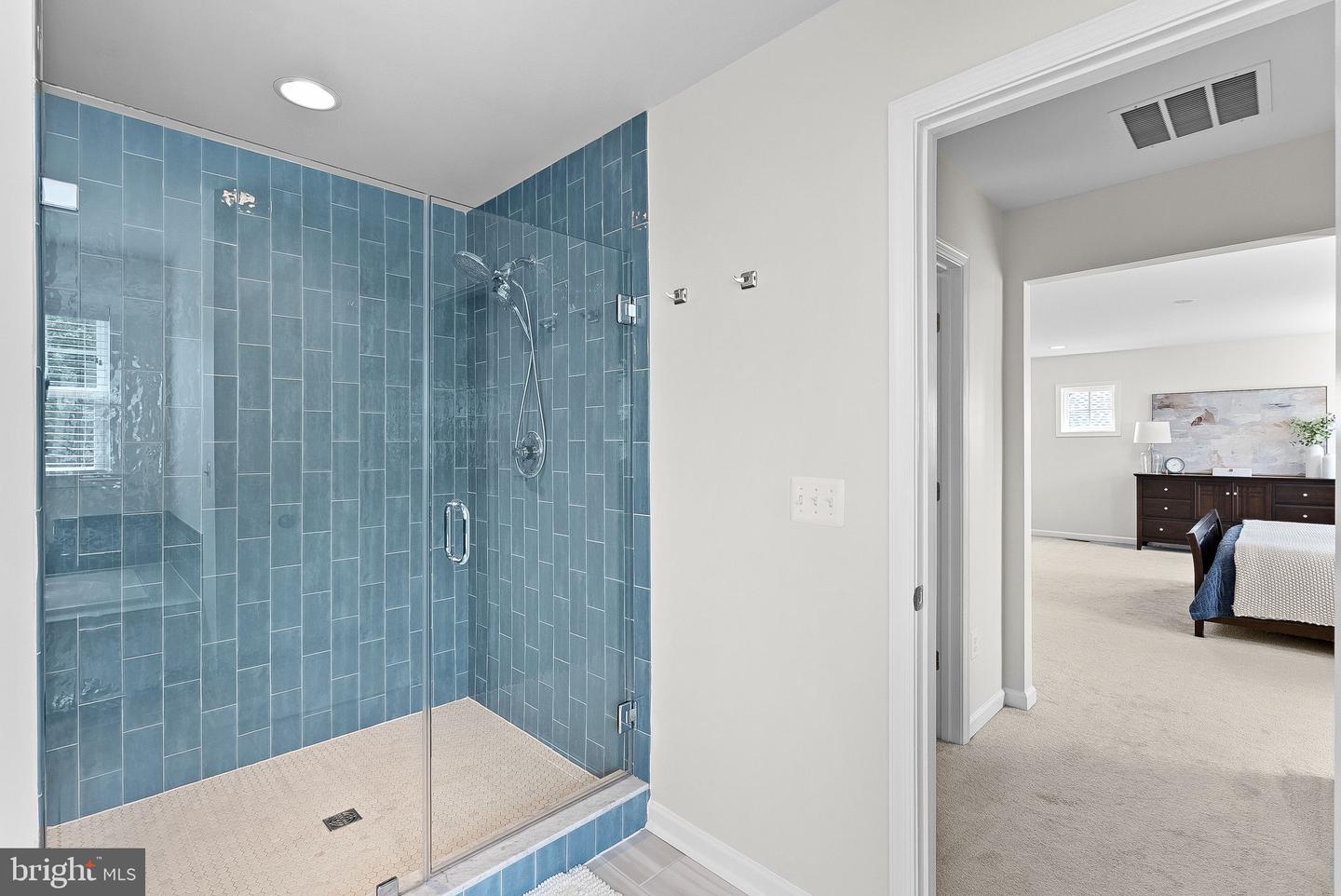 138 JEWEL BOX, STEPHENSON, Virginia 22656, 5 Bedrooms Bedrooms, ,3 BathroomsBathrooms,Residential,For sale,138 JEWEL BOX,VAFV2034660 MLS # VAFV2034660