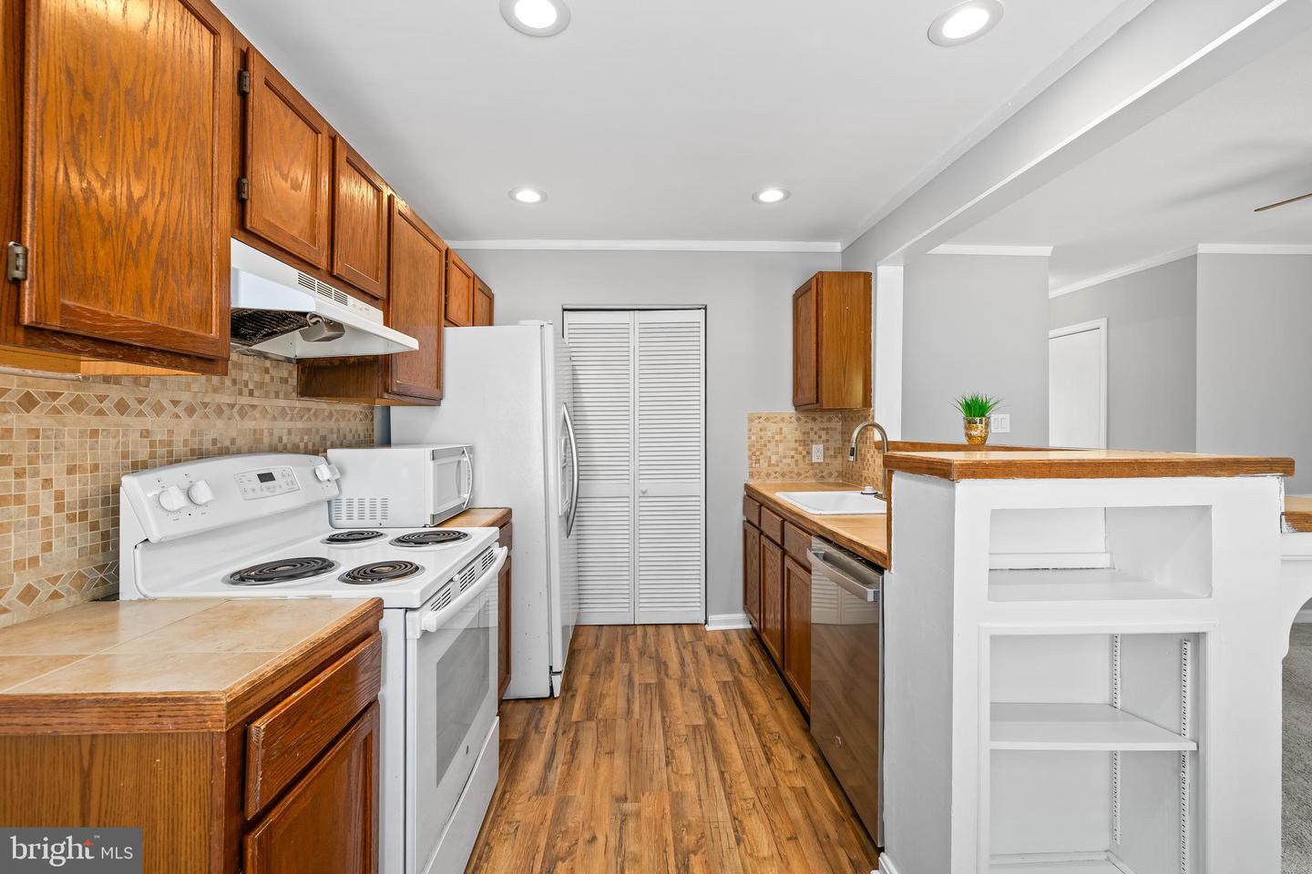 11260 GIRVEN CT, FREDERICKSBURG, Virginia 22407, 2 Bedrooms Bedrooms, ,2 BathroomsBathrooms,Residential,For sale,11260 GIRVEN CT,VASP2033806 MLS # VASP2033806