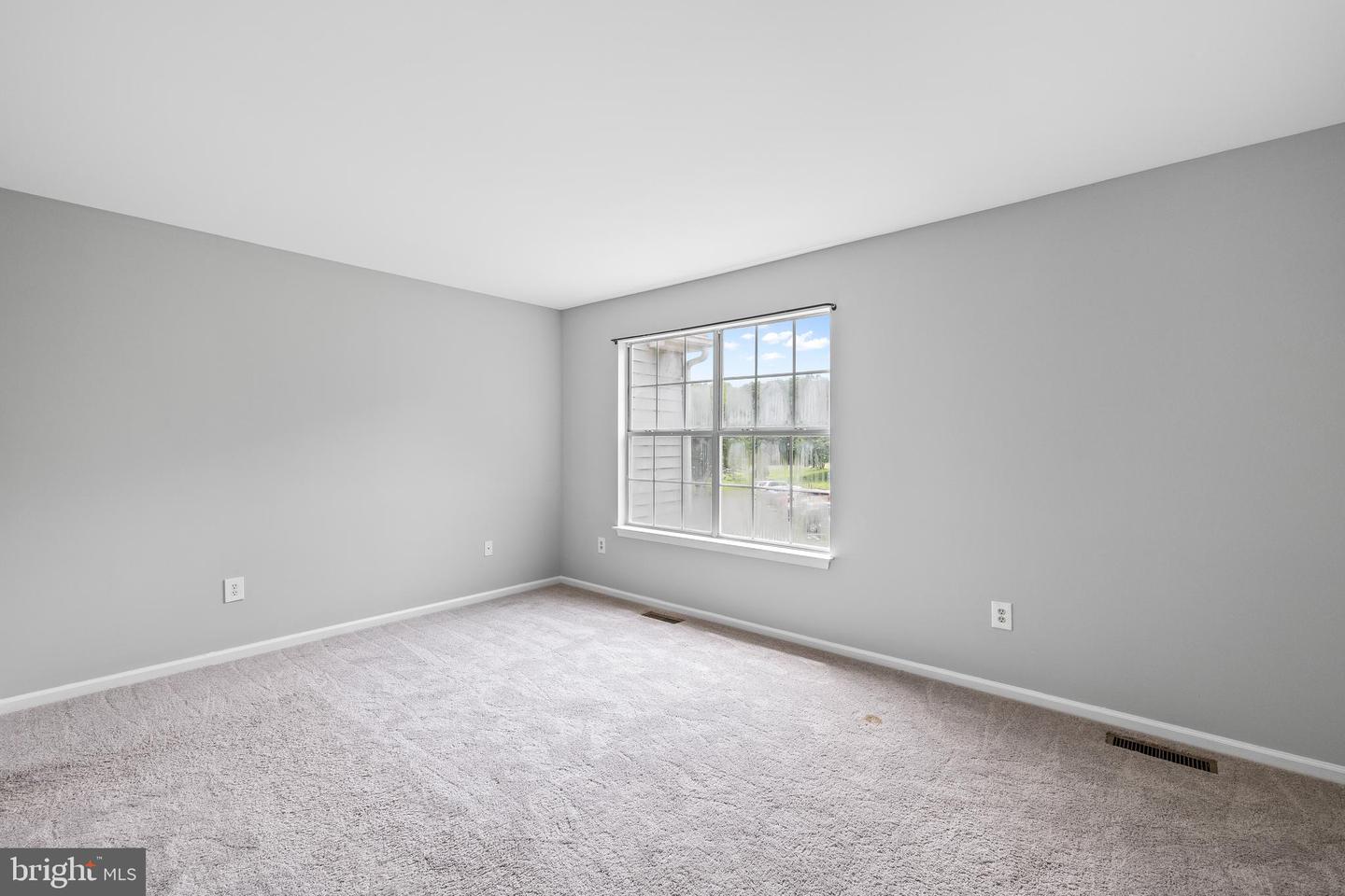 11260 GIRVEN CT, FREDERICKSBURG, Virginia 22407, 2 Bedrooms Bedrooms, ,2 BathroomsBathrooms,Residential,For sale,11260 GIRVEN CT,VASP2033806 MLS # VASP2033806