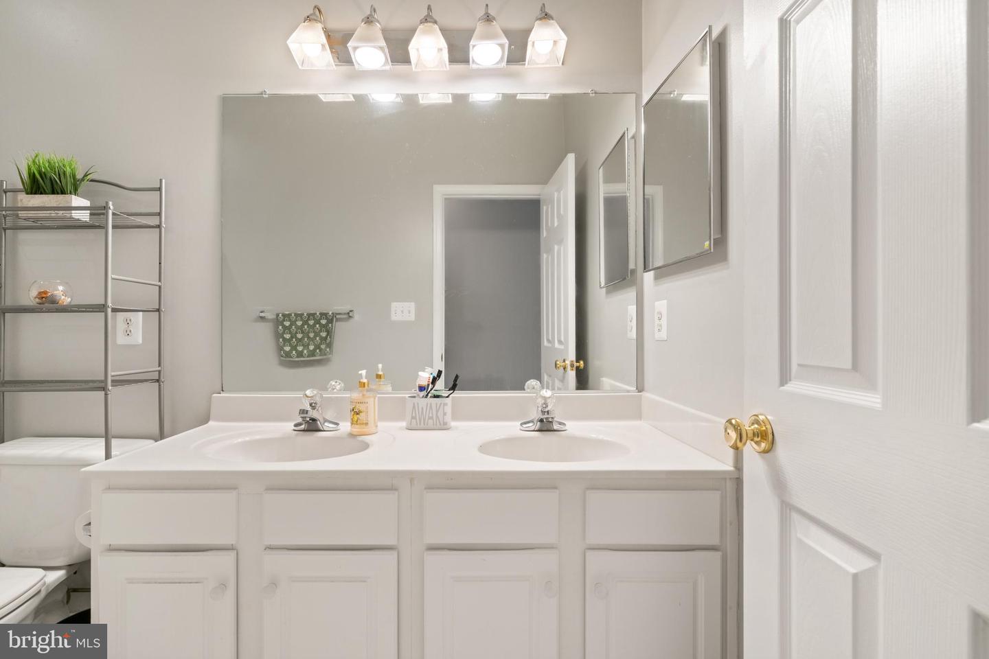 14348 SHARPSHINNED DR, GAINESVILLE, Virginia 20155, 4 Bedrooms Bedrooms, ,3 BathroomsBathrooms,Residential,For sale,14348 SHARPSHINNED DR,VAPW2098396 MLS # VAPW2098396