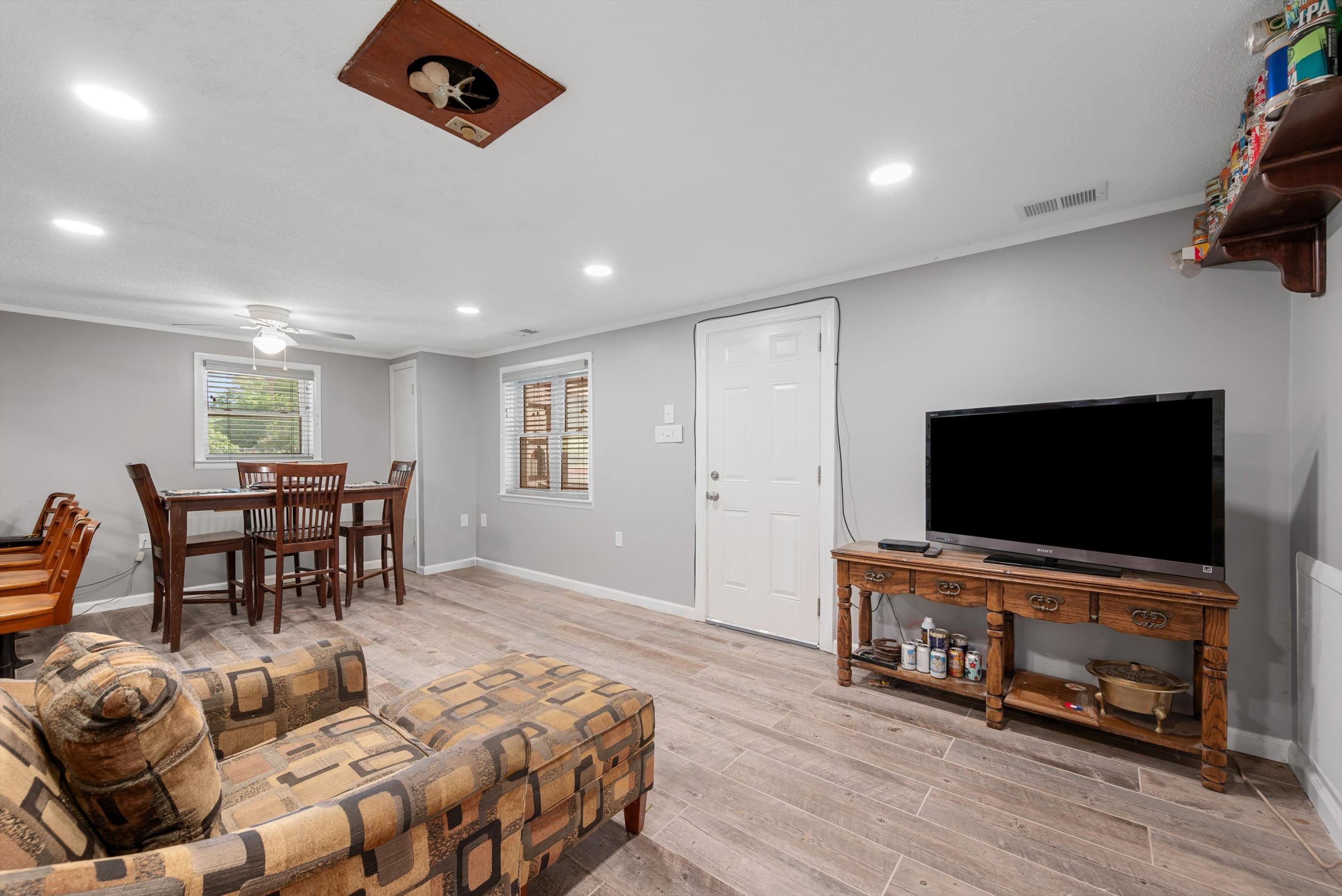 4081 WOLF GAP RD, EDINBURG, Virginia 22824, 3 Bedrooms Bedrooms, ,1 BathroomBathrooms,Residential,4081 WOLF GAP RD,667888 MLS # 667888