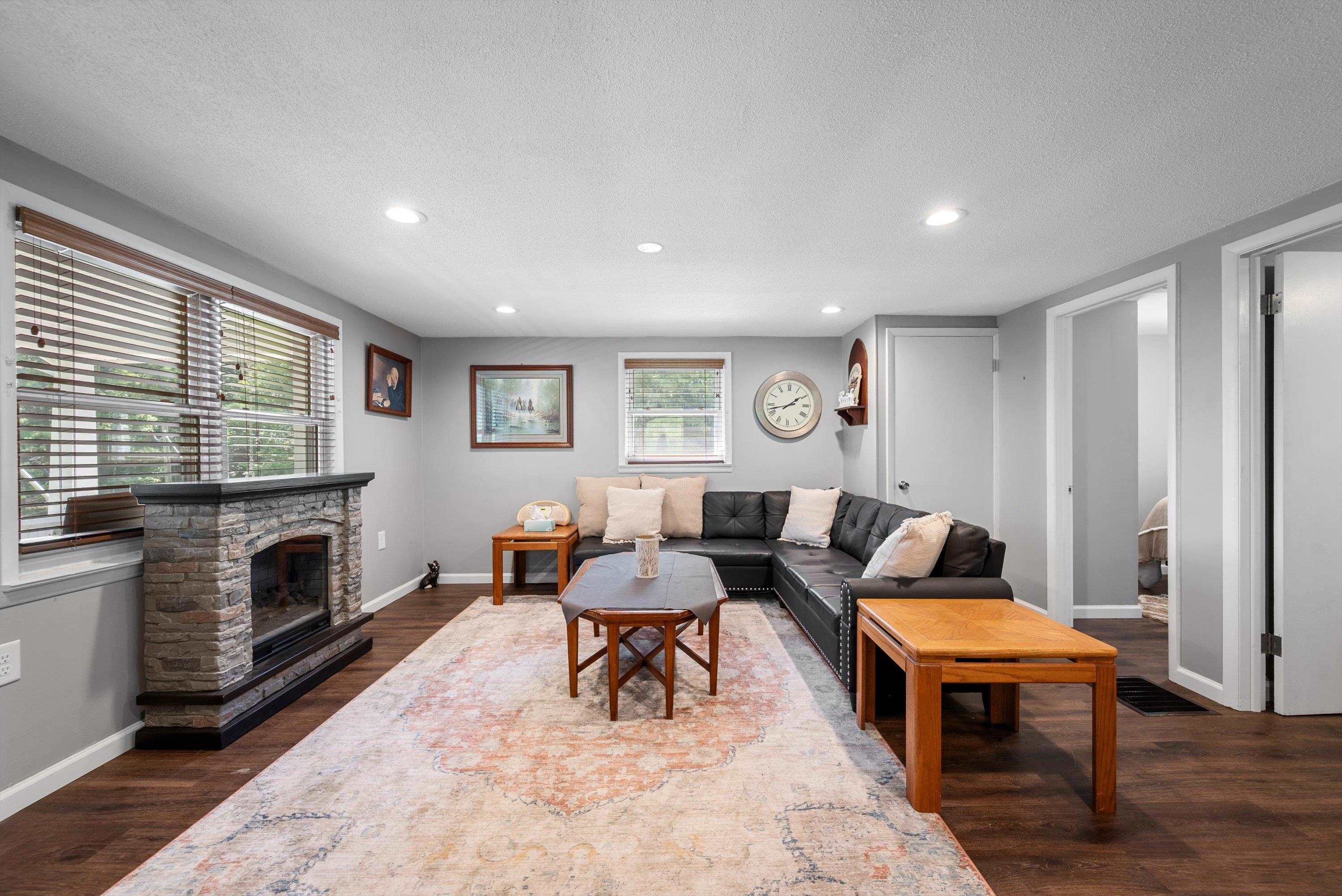 4081 WOLF GAP RD, EDINBURG, Virginia 22824, 3 Bedrooms Bedrooms, ,1 BathroomBathrooms,Residential,4081 WOLF GAP RD,667888 MLS # 667888