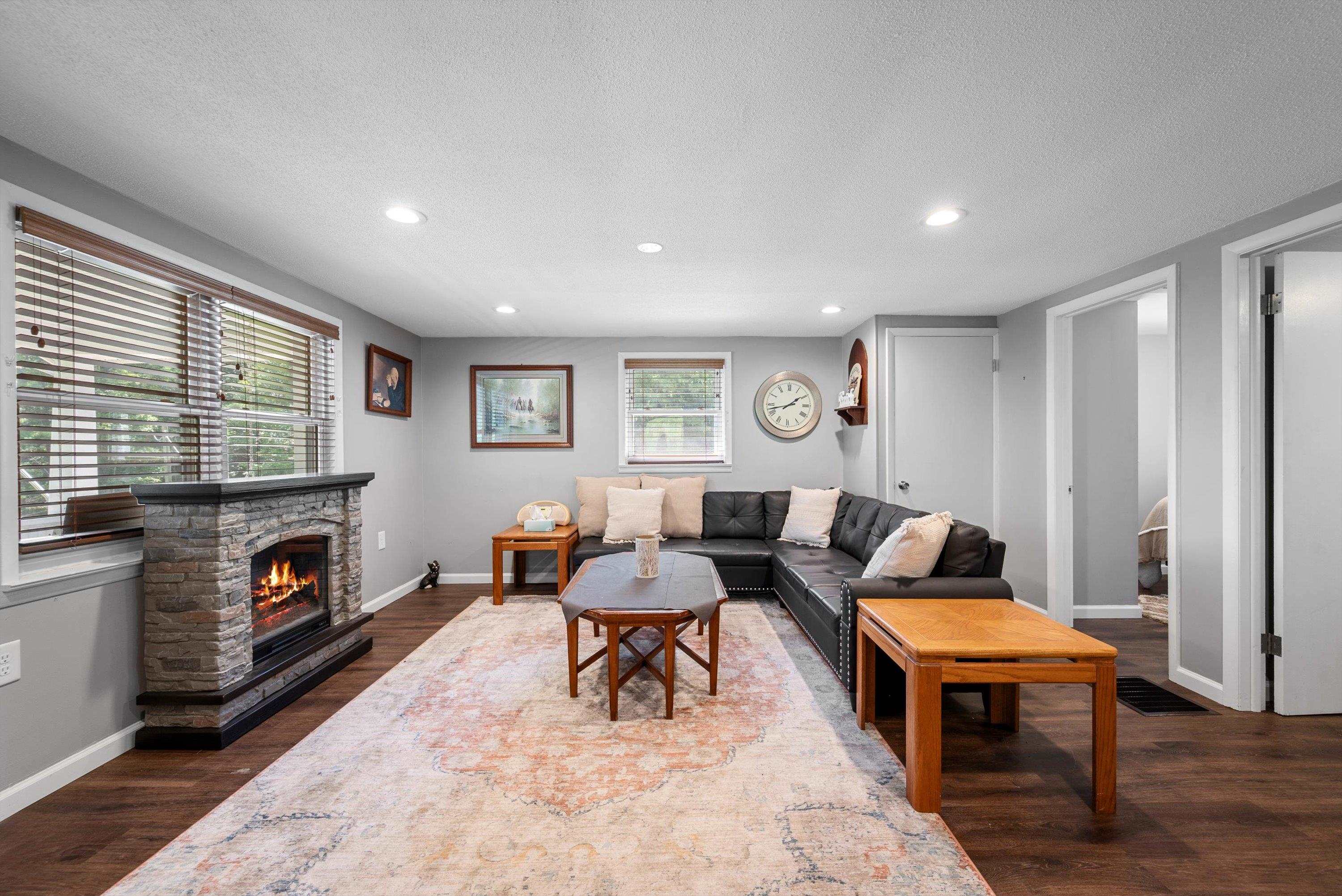 4081 WOLF GAP RD, EDINBURG, Virginia 22824, 3 Bedrooms Bedrooms, ,1 BathroomBathrooms,Residential,4081 WOLF GAP RD,667888 MLS # 667888