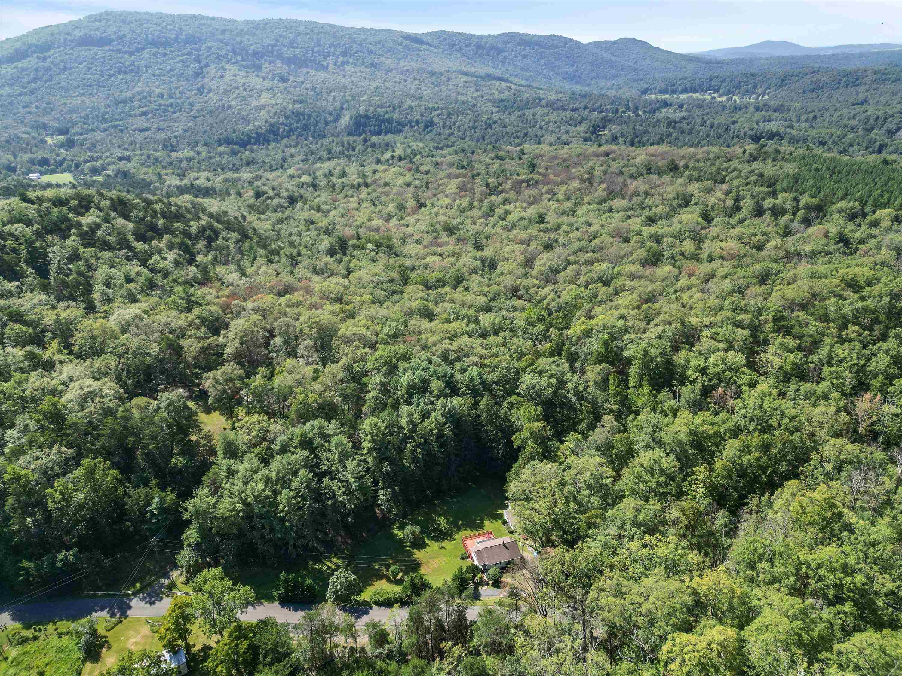 4081 WOLF GAP RD, EDINBURG, Virginia 22824, 3 Bedrooms Bedrooms, ,1 BathroomBathrooms,Residential,4081 WOLF GAP RD,667888 MLS # 667888