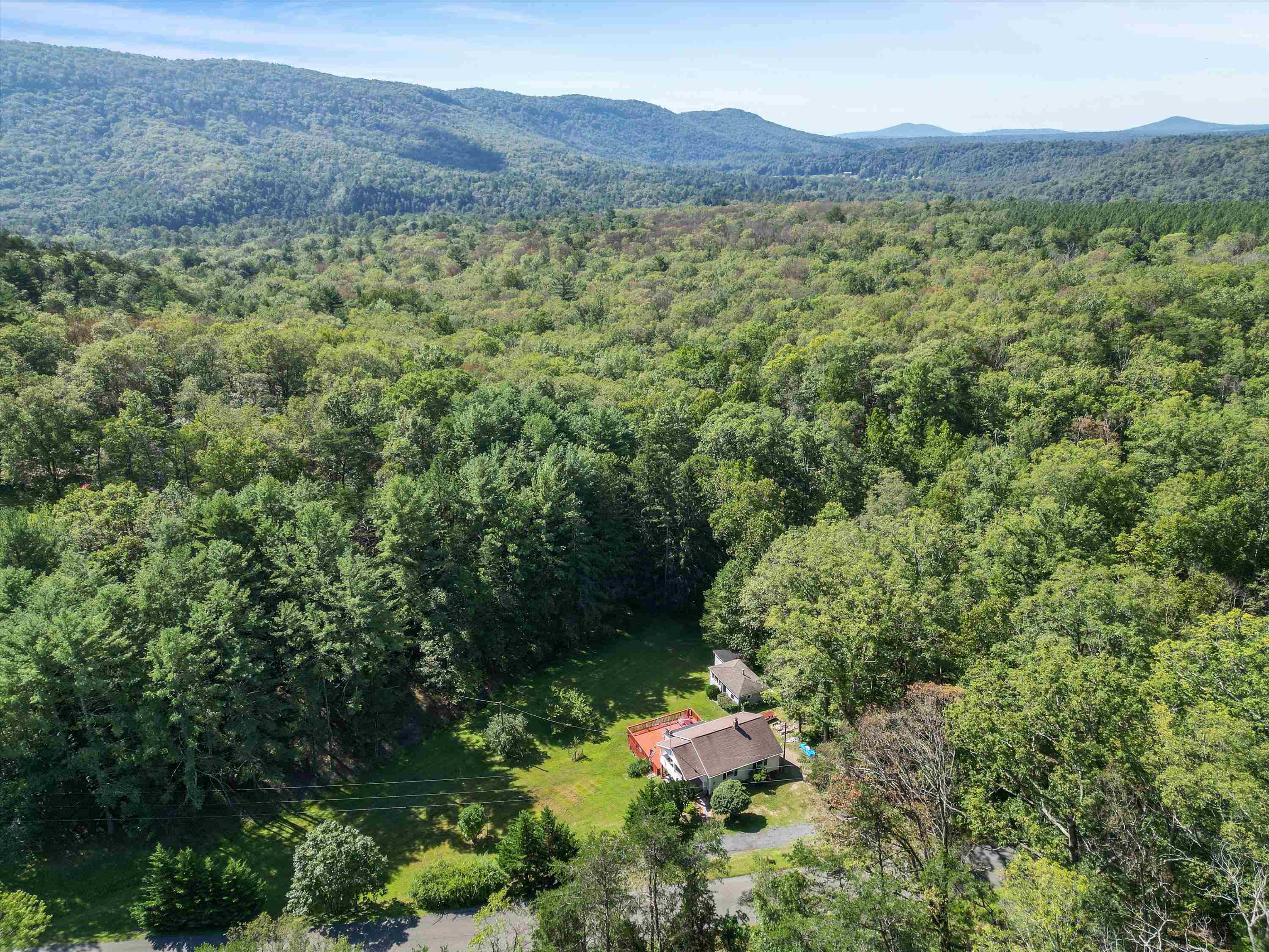 4081 WOLF GAP RD, EDINBURG, Virginia 22824, 3 Bedrooms Bedrooms, ,1 BathroomBathrooms,Residential,4081 WOLF GAP RD,667888 MLS # 667888