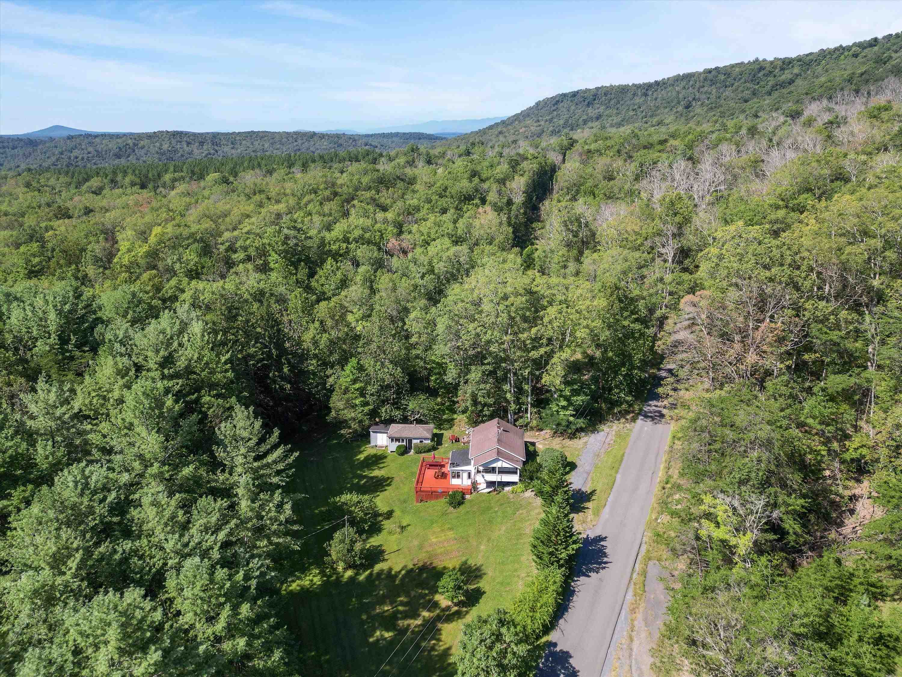 4081 WOLF GAP RD, EDINBURG, Virginia 22824, 3 Bedrooms Bedrooms, ,1 BathroomBathrooms,Residential,4081 WOLF GAP RD,667888 MLS # 667888