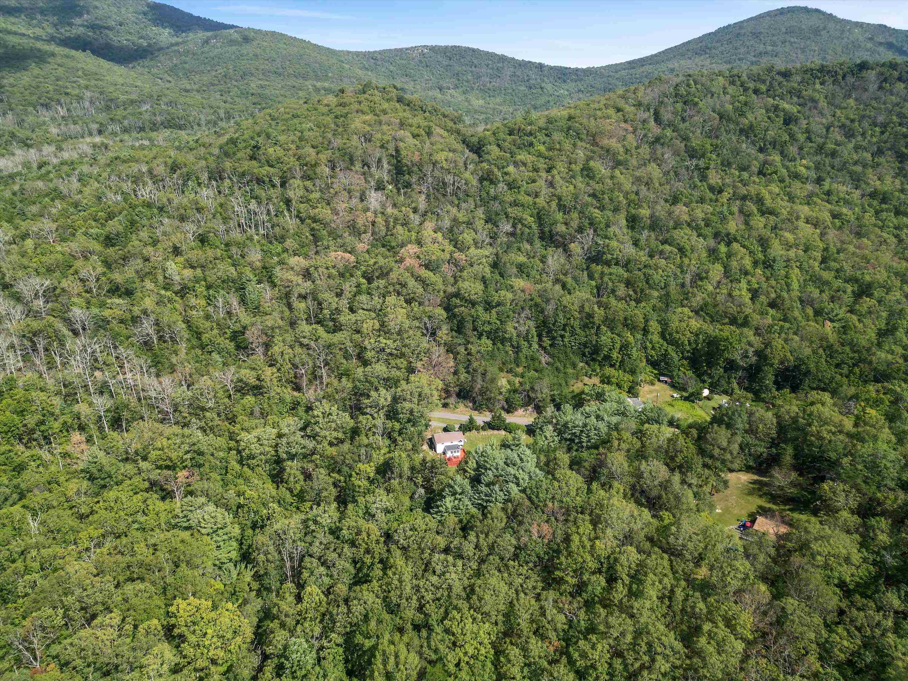 4081 WOLF GAP RD, EDINBURG, Virginia 22824, 3 Bedrooms Bedrooms, ,1 BathroomBathrooms,Residential,4081 WOLF GAP RD,667888 MLS # 667888