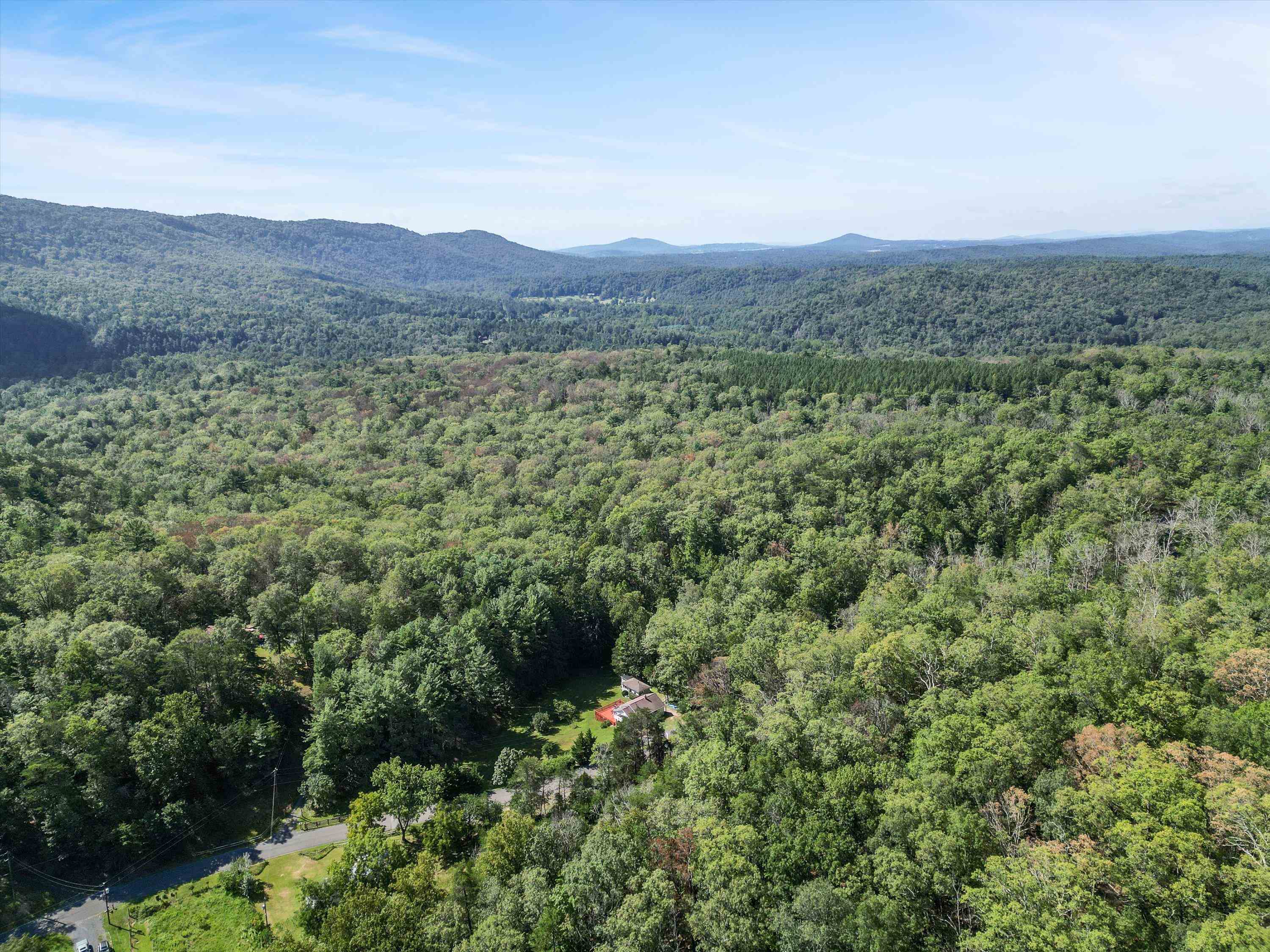 4081 WOLF GAP RD, EDINBURG, Virginia 22824, 3 Bedrooms Bedrooms, ,1 BathroomBathrooms,Residential,4081 WOLF GAP RD,667888 MLS # 667888