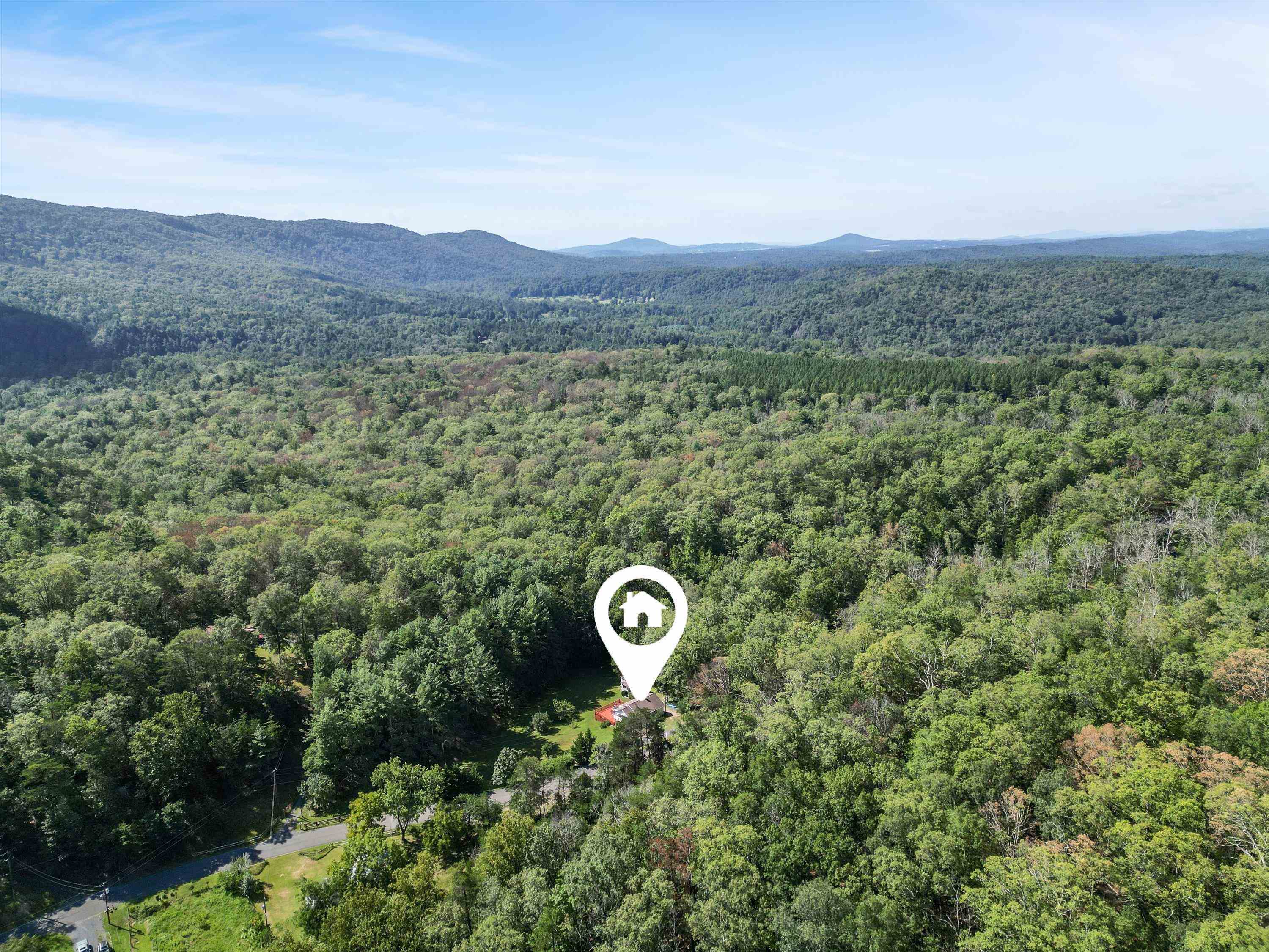 4081 WOLF GAP RD, EDINBURG, Virginia 22824, 3 Bedrooms Bedrooms, ,1 BathroomBathrooms,Residential,4081 WOLF GAP RD,667888 MLS # 667888