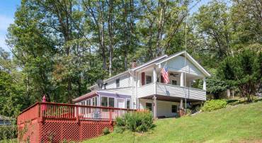 4081 WOLF GAP RD, EDINBURG, Virginia 22824, 3 Bedrooms Bedrooms, ,1 BathroomBathrooms,Residential,4081 WOLF GAP RD,667888 MLS # 667888