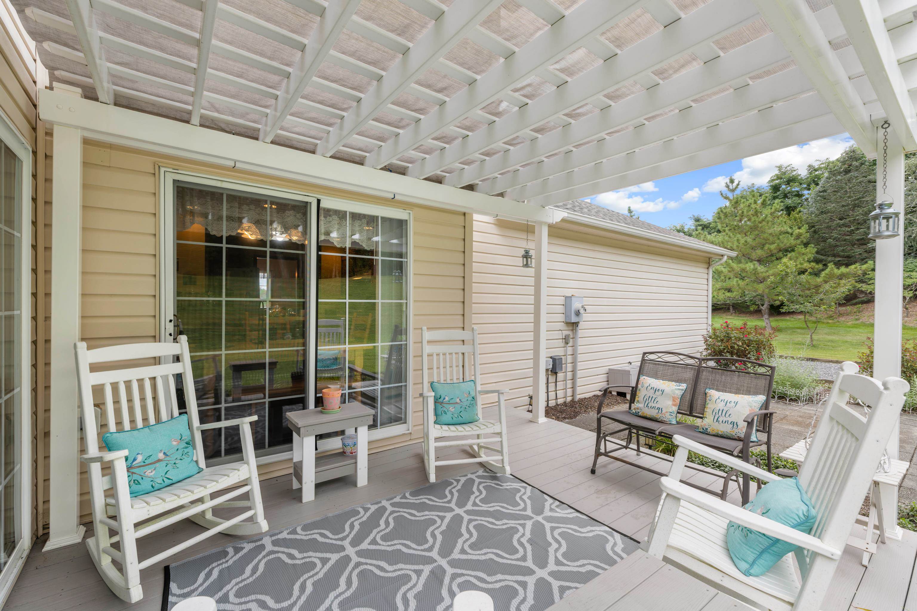 80 GRINDING MILL LN, VERONA, Virginia 24482, 3 Bedrooms Bedrooms, ,2 BathroomsBathrooms,Residential,Spacious & Serene Home on a Large .81 Acre Cul,80 GRINDING MILL LN,667900 MLS # 667900
