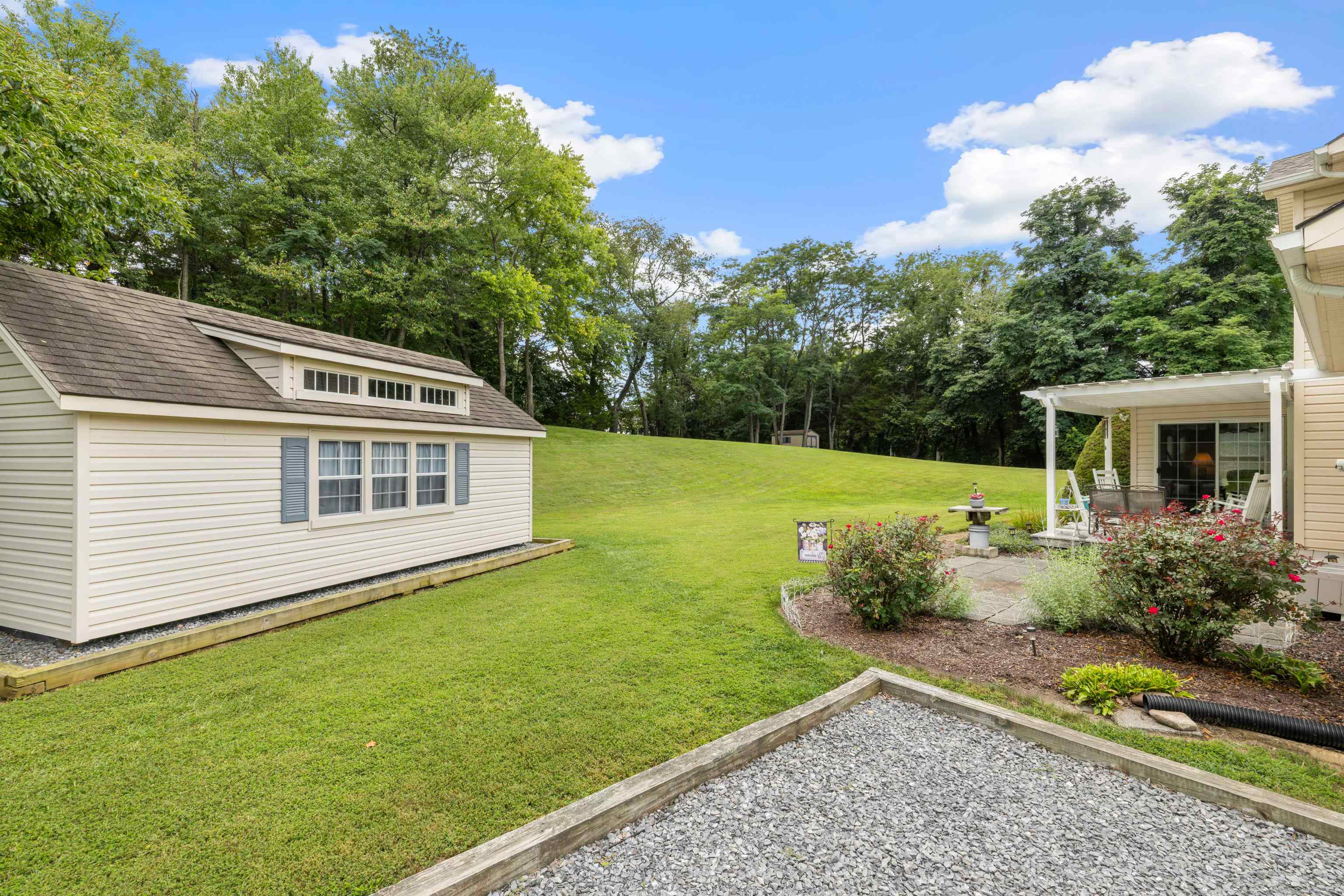 80 GRINDING MILL LN, VERONA, Virginia 24482, 3 Bedrooms Bedrooms, ,2 BathroomsBathrooms,Residential,Spacious & Serene Home on a Large .81 Acre Cul,80 GRINDING MILL LN,667900 MLS # 667900