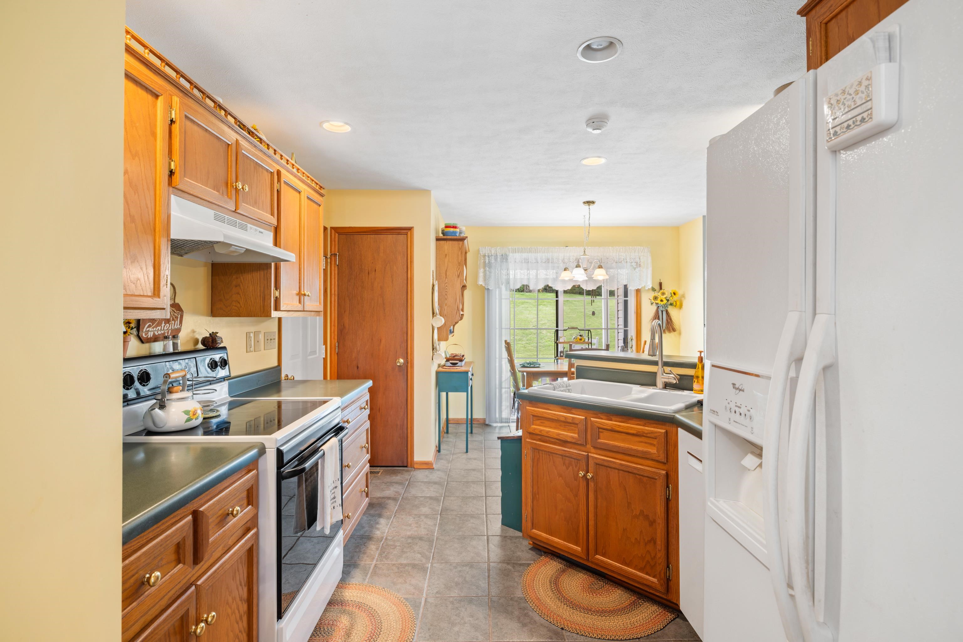 80 GRINDING MILL LN, VERONA, Virginia 24482, 3 Bedrooms Bedrooms, ,2 BathroomsBathrooms,Residential,Spacious & Serene Home on a Large .81 Acre Cul,80 GRINDING MILL LN,667900 MLS # 667900