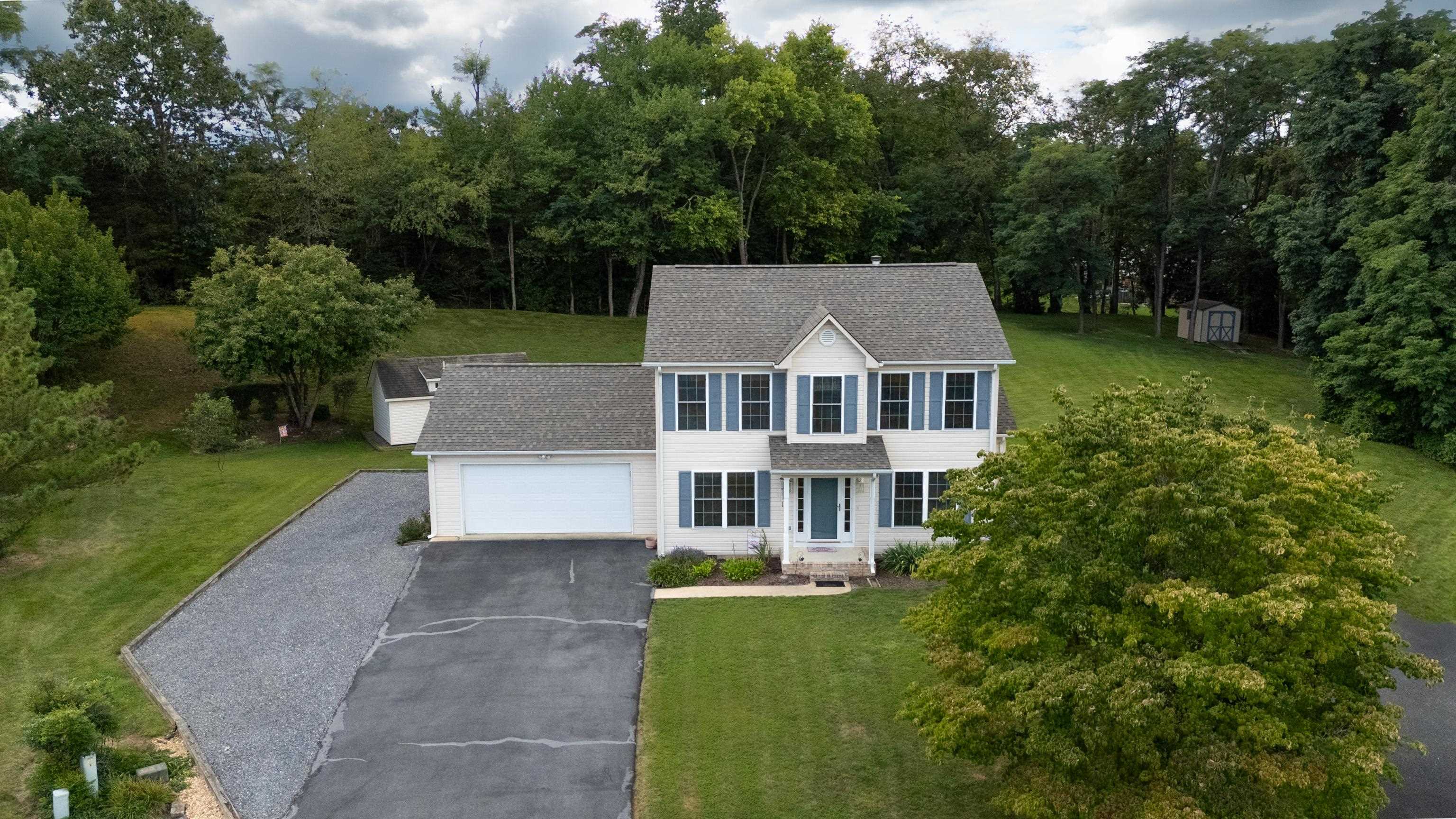 80 GRINDING MILL LN, VERONA, Virginia 24482, 3 Bedrooms Bedrooms, ,2 BathroomsBathrooms,Residential,Spacious & Serene Home on a Large .81 Acre Cul,80 GRINDING MILL LN,667900 MLS # 667900