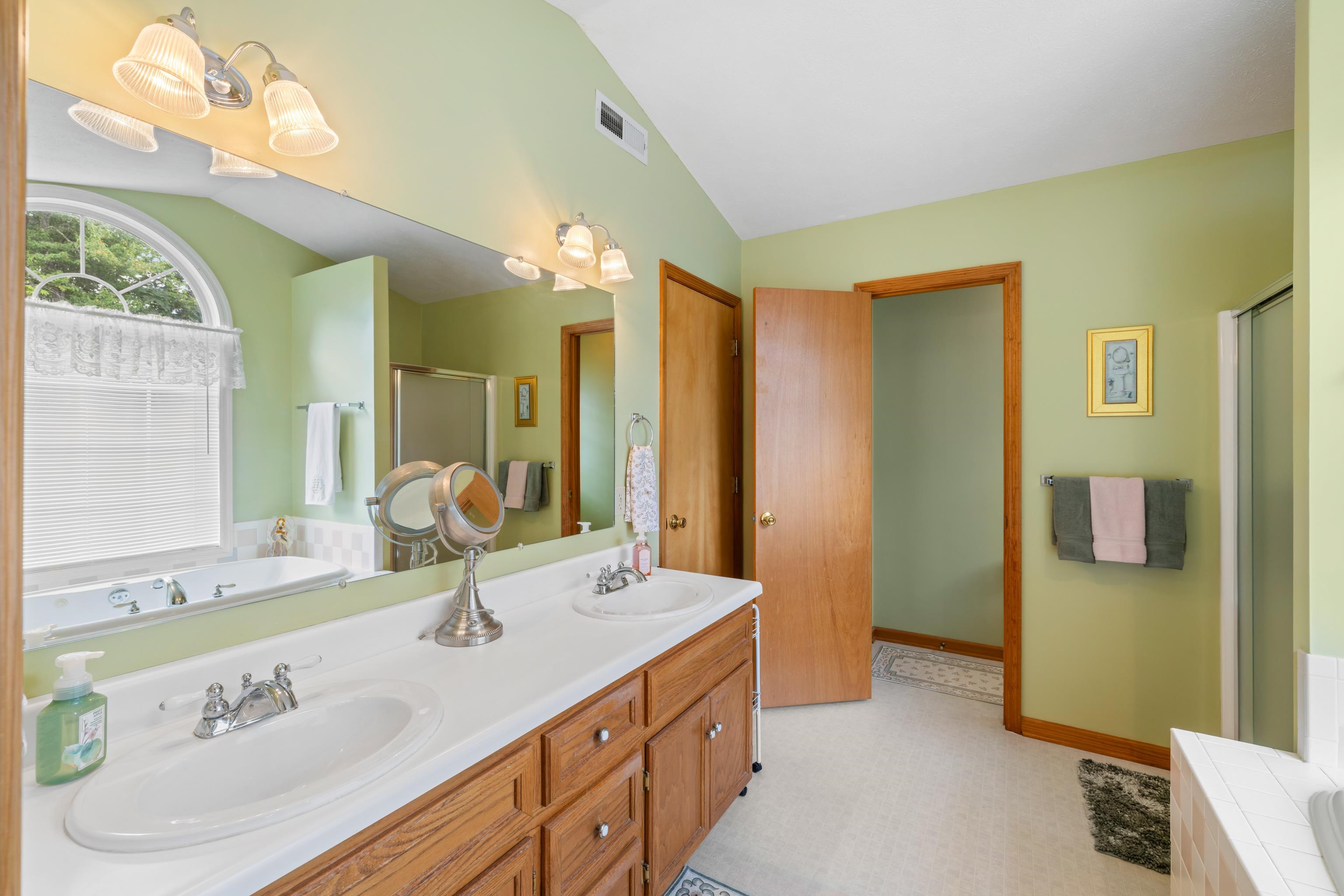 80 GRINDING MILL LN, VERONA, Virginia 24482, 3 Bedrooms Bedrooms, ,2 BathroomsBathrooms,Residential,Spacious & Serene Home on a Large .81 Acre Cul,80 GRINDING MILL LN,667900 MLS # 667900