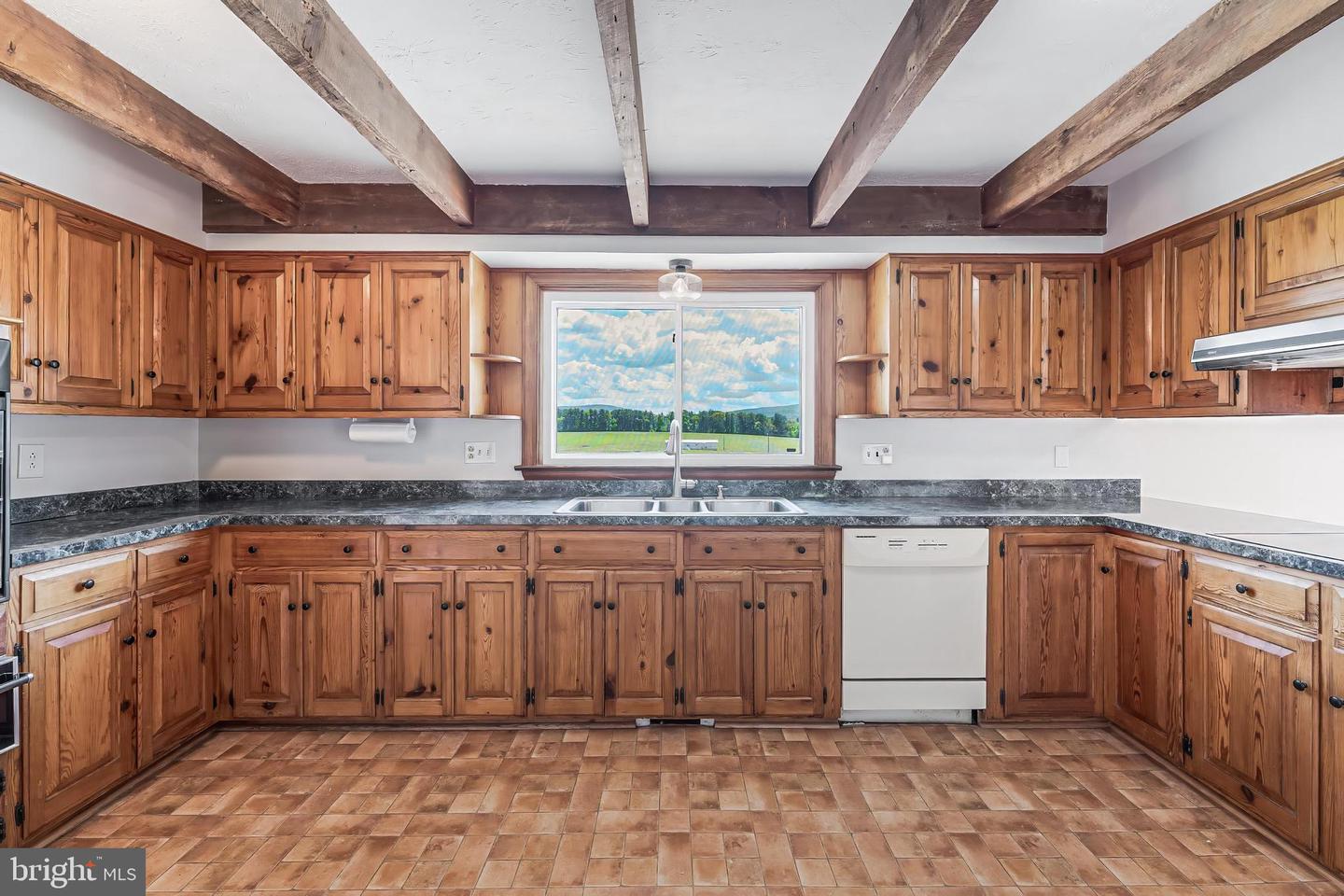 367 KENNEL RD, BOYCE, Virginia 22620, 5 Bedrooms Bedrooms, ,5 BathroomsBathrooms,Residential,For sale,367 KENNEL RD,VACL2003888 MLS # VACL2003888