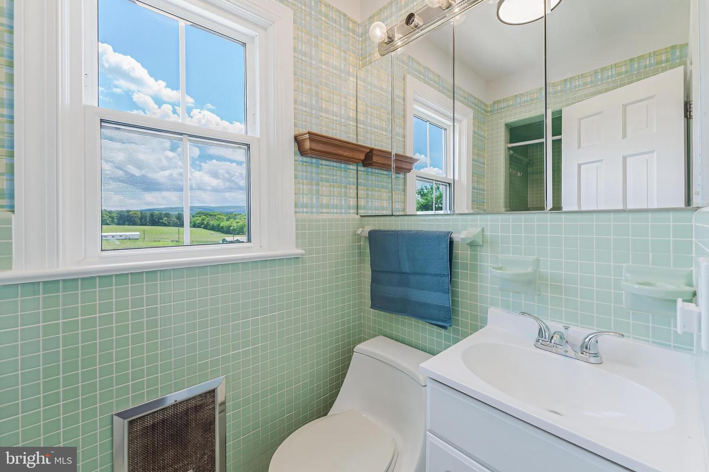 367 KENNEL RD, BOYCE, Virginia 22620, 5 Bedrooms Bedrooms, ,5 BathroomsBathrooms,Residential,For sale,367 KENNEL RD,VACL2003888 MLS # VACL2003888