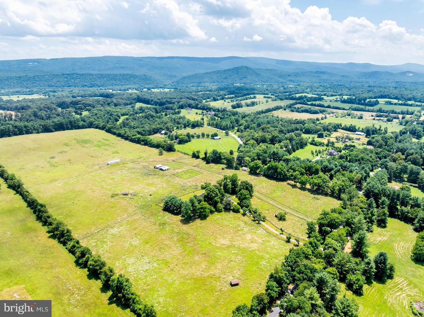 367 KENNEL RD, BOYCE, Virginia 22620, 5 Bedrooms Bedrooms, ,5 BathroomsBathrooms,Residential,For sale,367 KENNEL RD,VACL2003888 MLS # VACL2003888