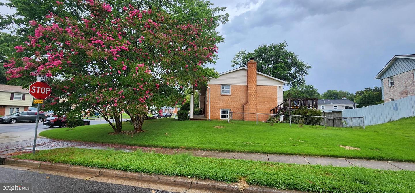 4811 KIRKDALE DR, WOODBRIDGE, Virginia 22193, 5 Bedrooms Bedrooms, ,3 BathroomsBathrooms,Residential,For sale,4811 KIRKDALE DR,VAPW2098534 MLS # VAPW2098534