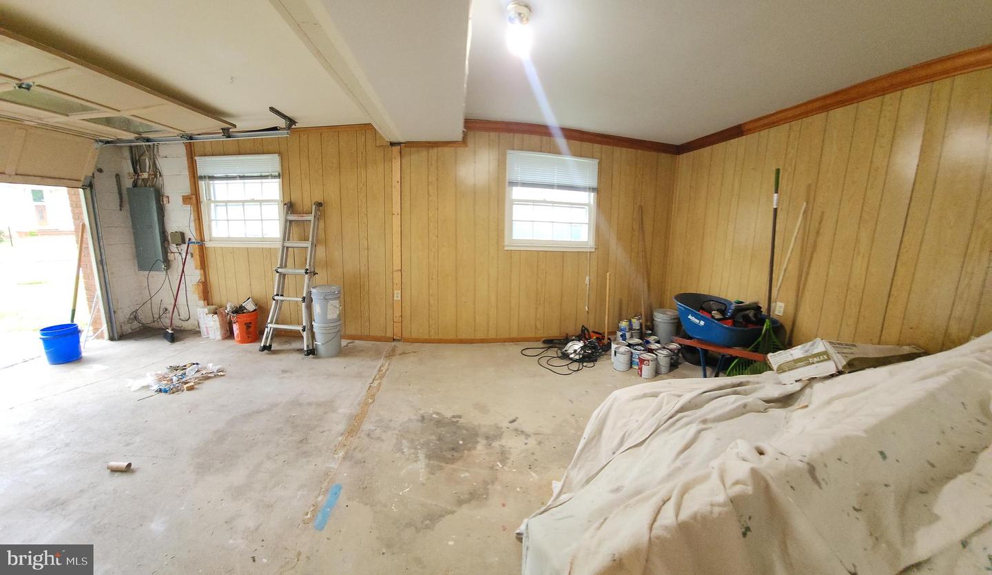 4811 KIRKDALE DR, WOODBRIDGE, Virginia 22193, 5 Bedrooms Bedrooms, ,3 BathroomsBathrooms,Residential,For sale,4811 KIRKDALE DR,VAPW2098534 MLS # VAPW2098534