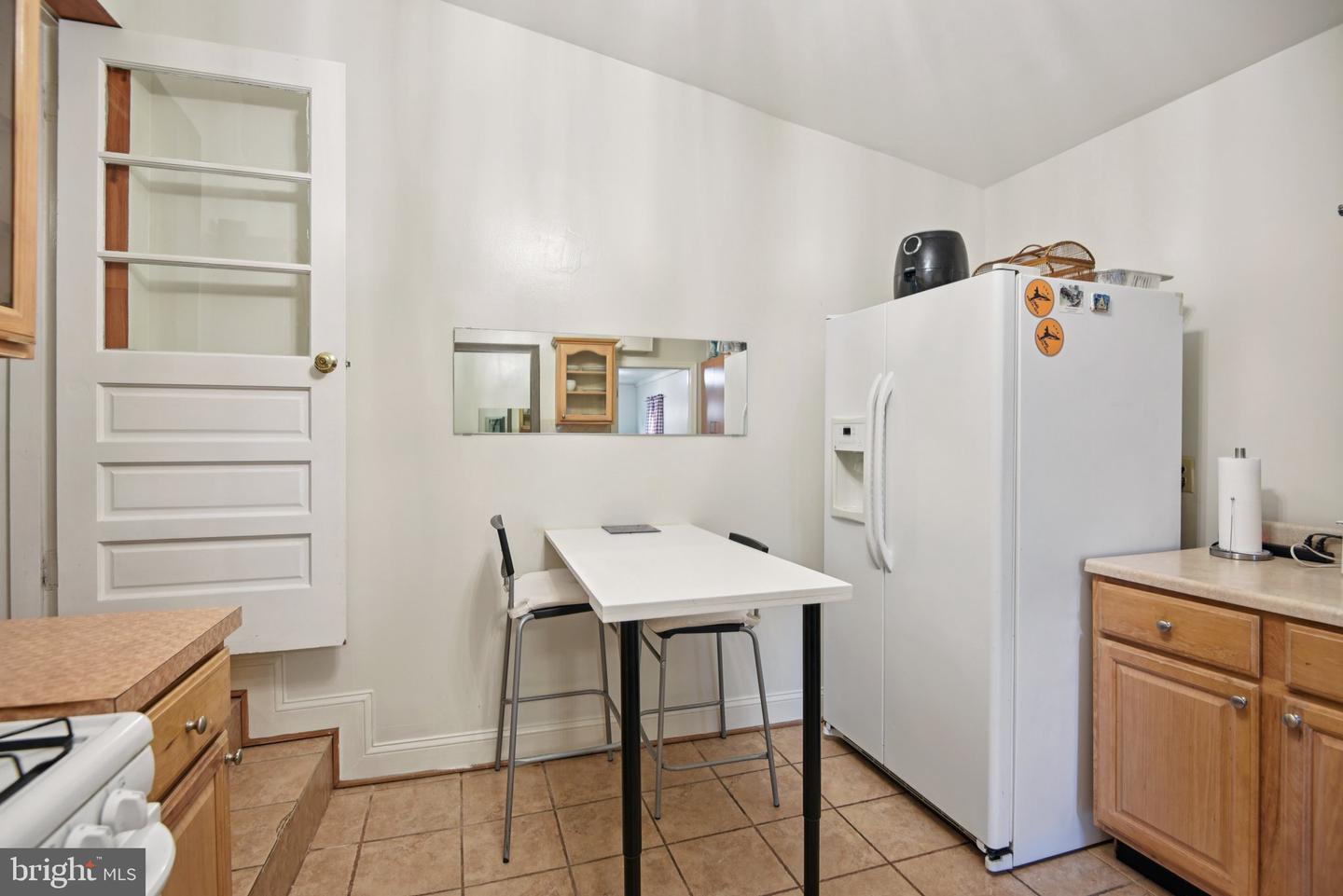 3705 S FOUR MILE RUN DR S, ARLINGTON, Virginia 22206, 4 Bedrooms Bedrooms, 10 Rooms Rooms,3 BathroomsBathrooms,Residential,For sale,3705 S FOUR MILE RUN DR S,VAAR2060270 MLS # VAAR2060270